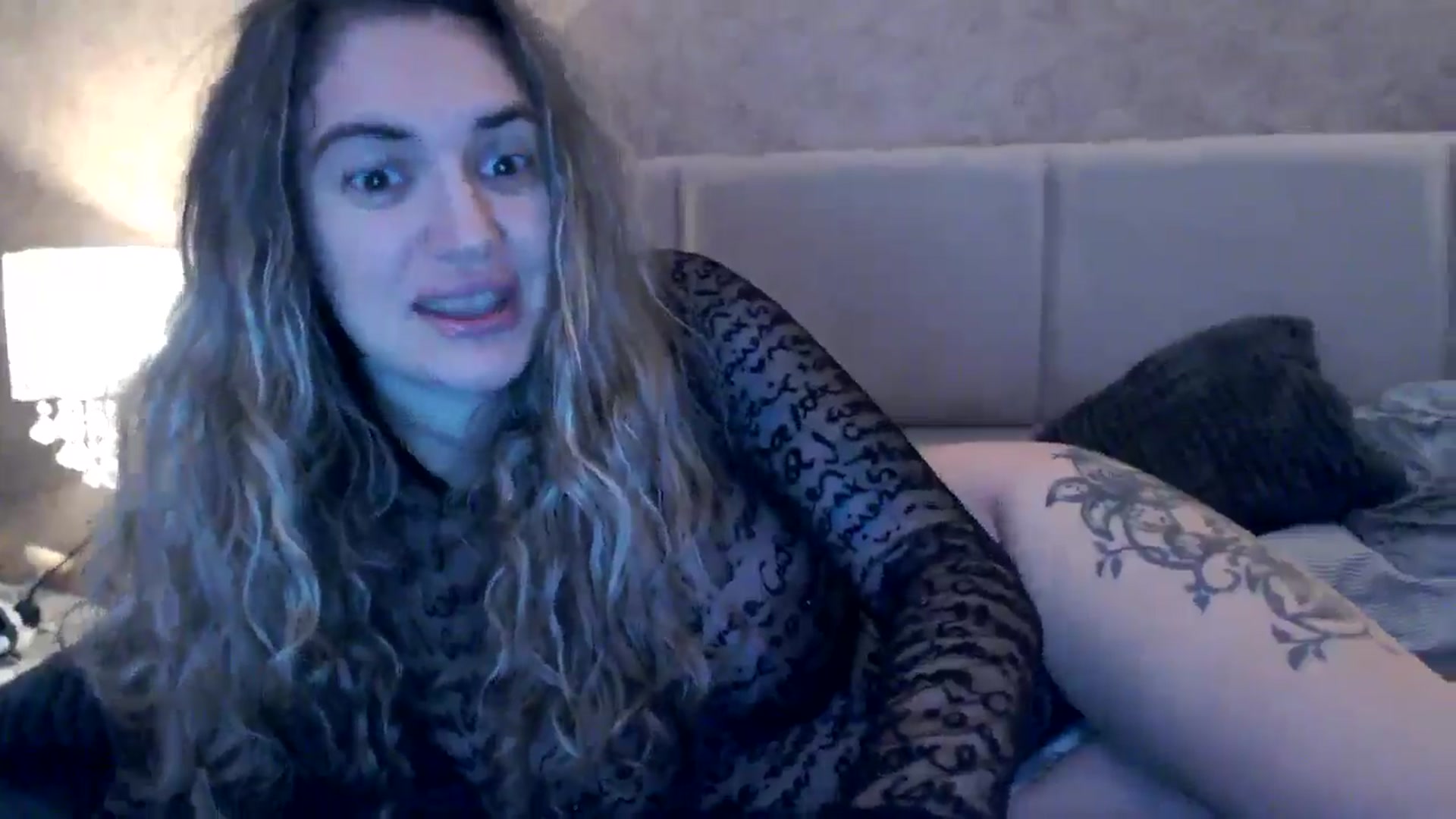 Gallery image thumbnail from MissDivinna's myfreecams stream on, 12/10/2025, 01:13 image 17 of 20