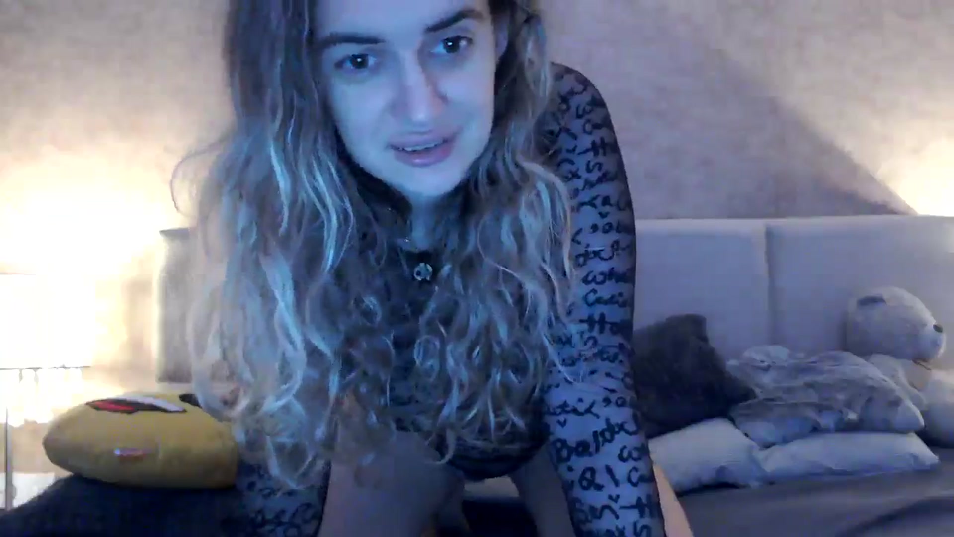 Gallery image thumbnail from MissDivinna's myfreecams stream on, 12/10/2025, 02:12 image 6 of 20