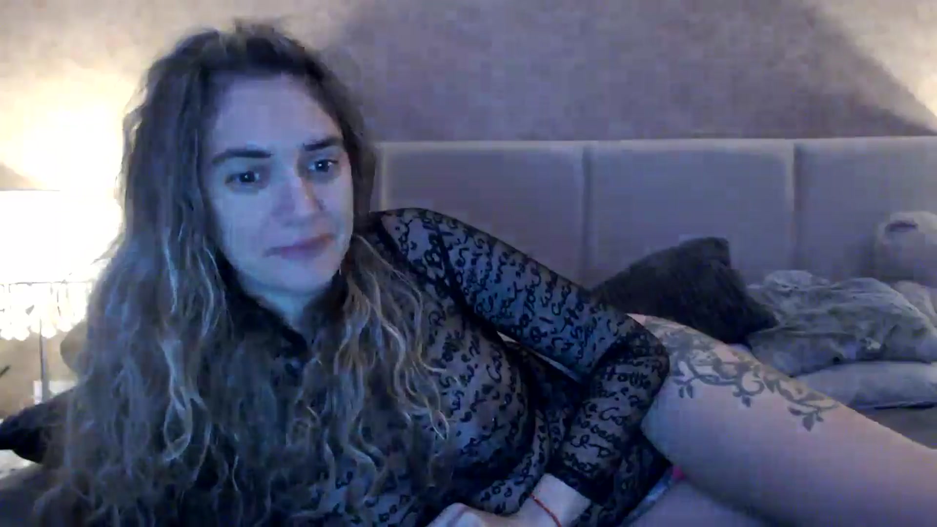 Gallery image thumbnail from MissDivinna's myfreecams stream on, 12/10/2025, 02:12 image 7 of 20