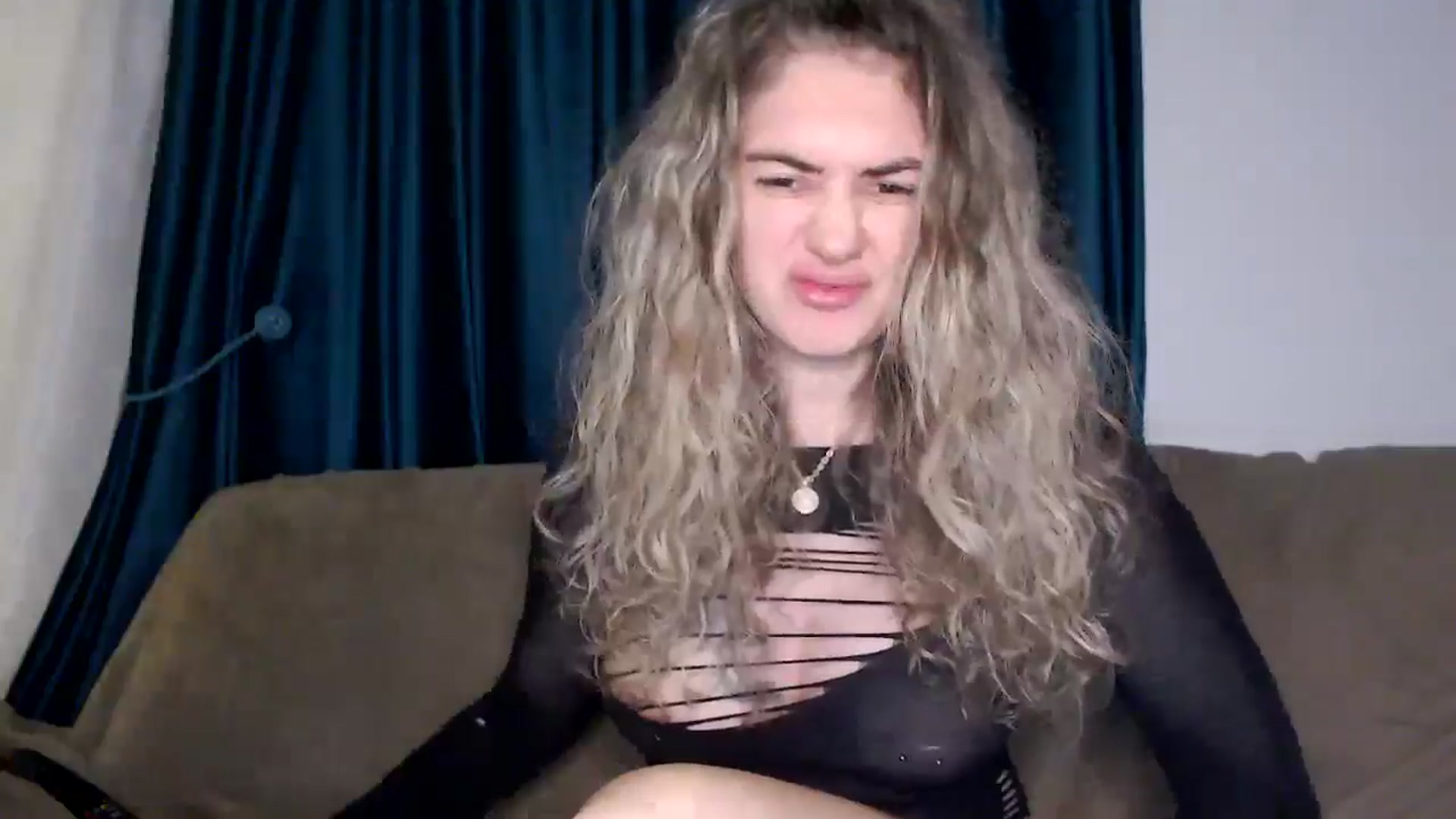Gallery image thumbnail from MissDivinna's myfreecams stream on, 12/17/2025, 24:01 image 17 of 20