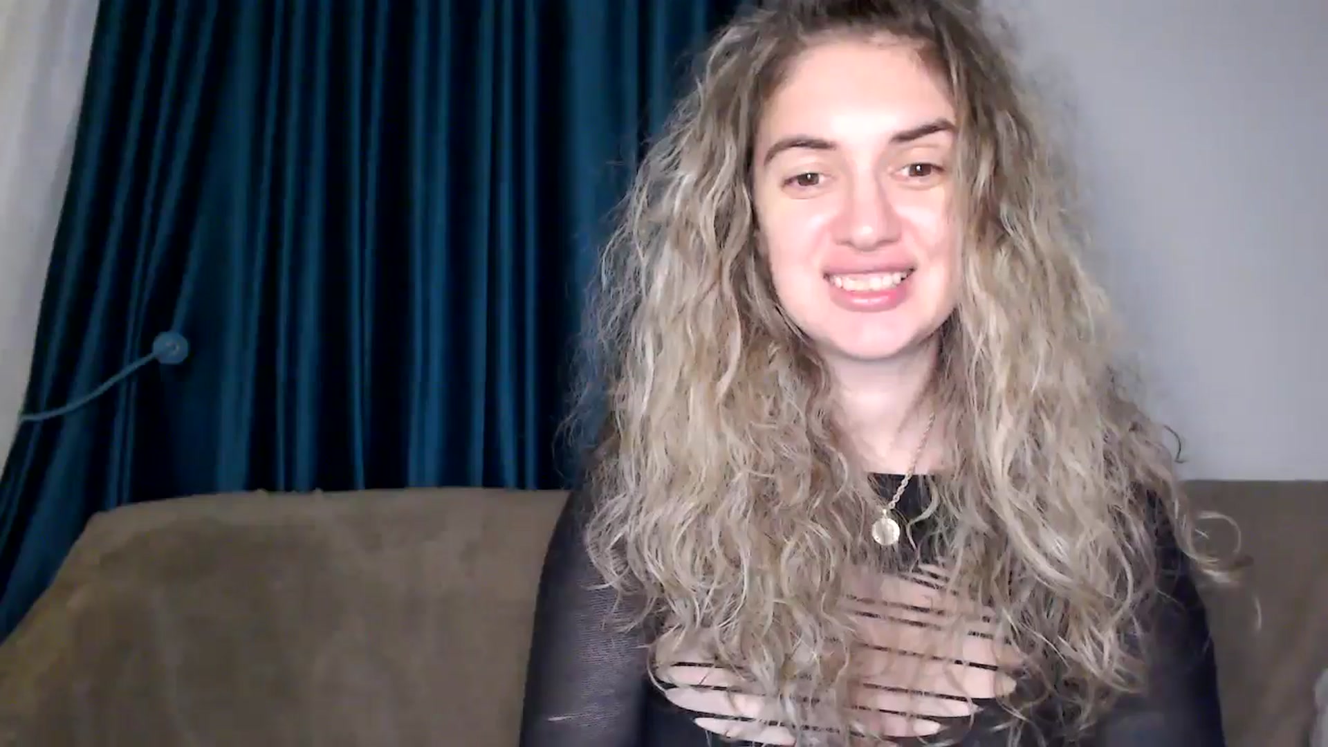 Gallery image thumbnail from MissDivinna's myfreecams stream on, 12/17/2025, 02:07 image 19 of 20