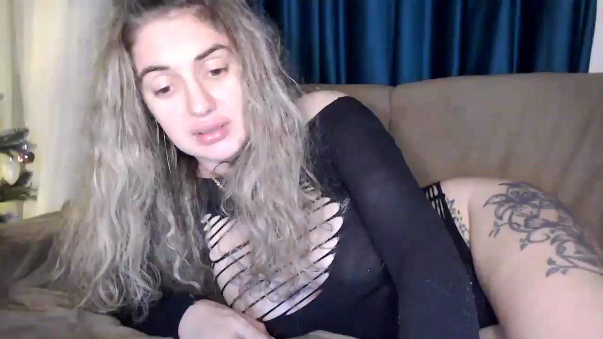 Gallery image thumbnail from MissDivinna's myfreecams stream on, 12/17/2025, 02:32 image 18 of 20
