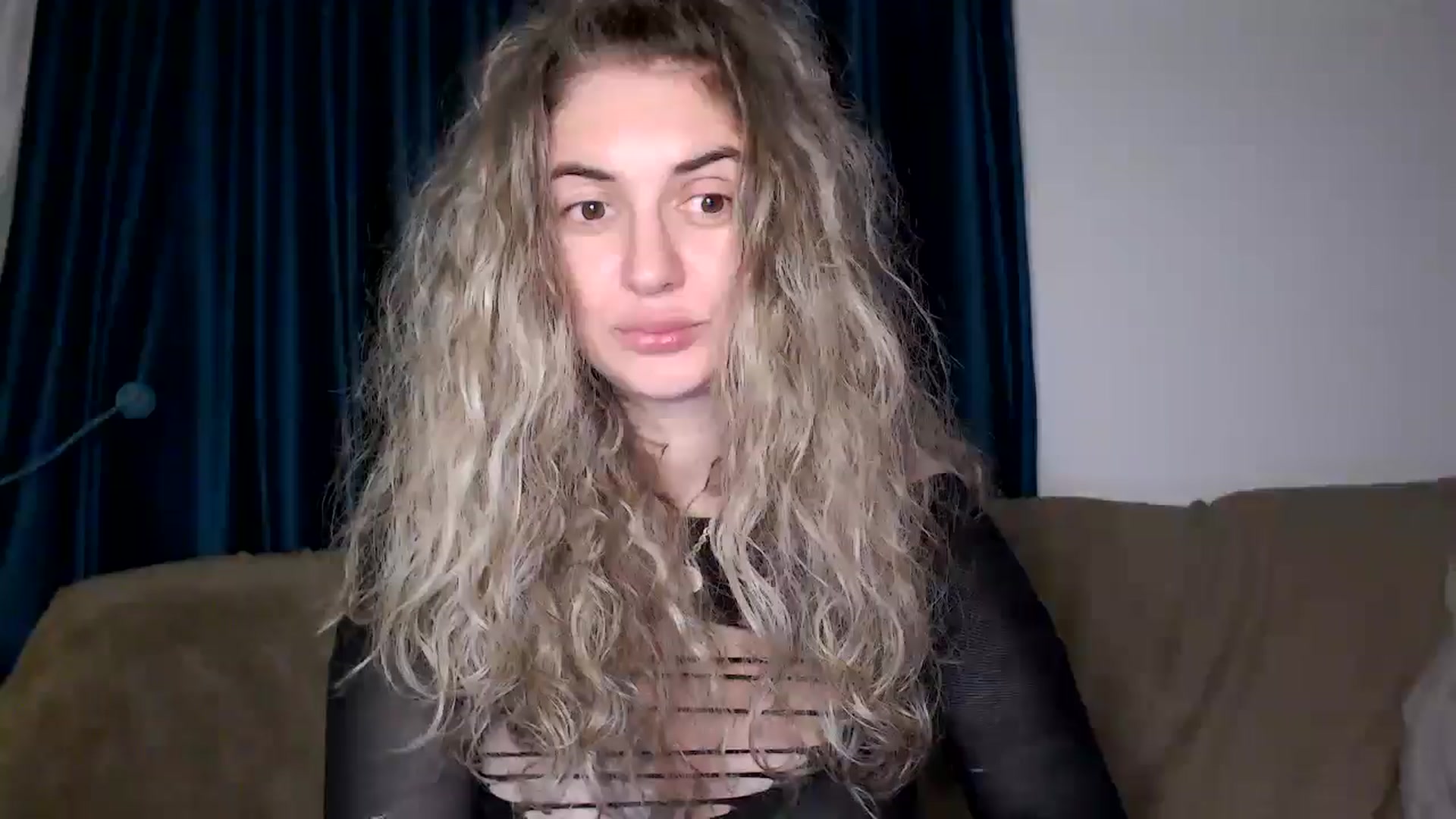Gallery image thumbnail from MissDivinna's myfreecams stream on, 12/17/2025, 02:32 image 5 of 20