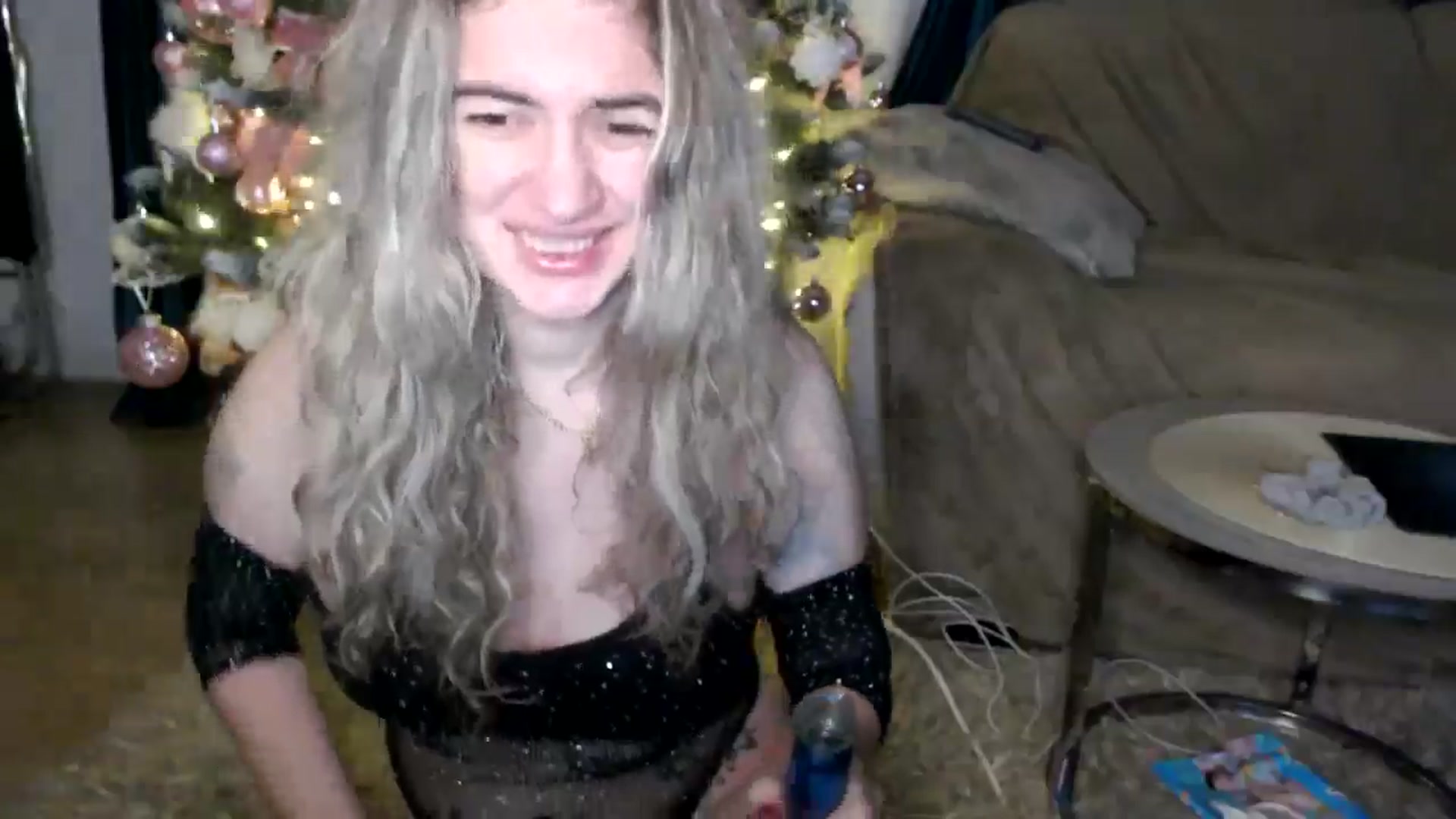 Gallery image thumbnail from MissDivinna's myfreecams stream on, 12/18/2025, 05:40 image 19 of 20