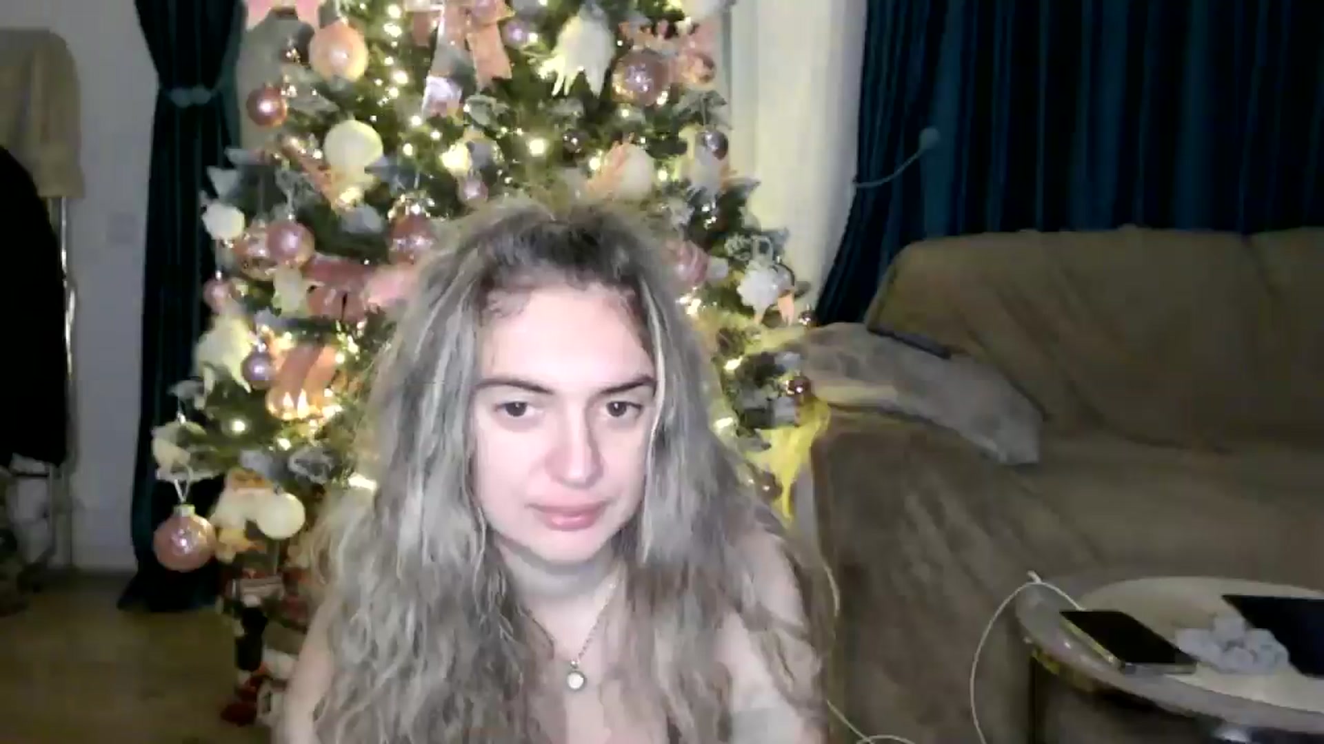 Gallery image thumbnail from MissDivinna's myfreecams stream on, 12/18/2025, 05:40 image 14 of 20