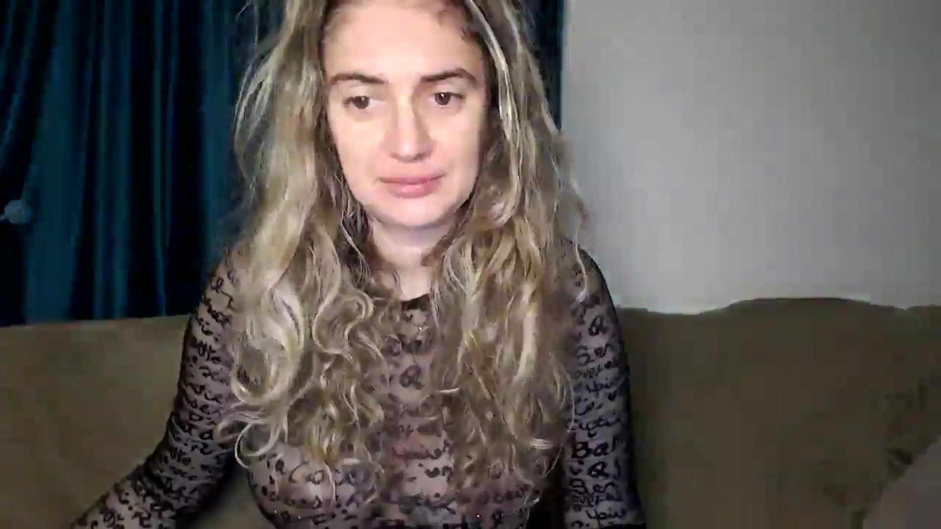 Gallery image thumbnail from MissDivinna's myfreecams stream on, 12/19/2025, 22:31 image 18 of 20