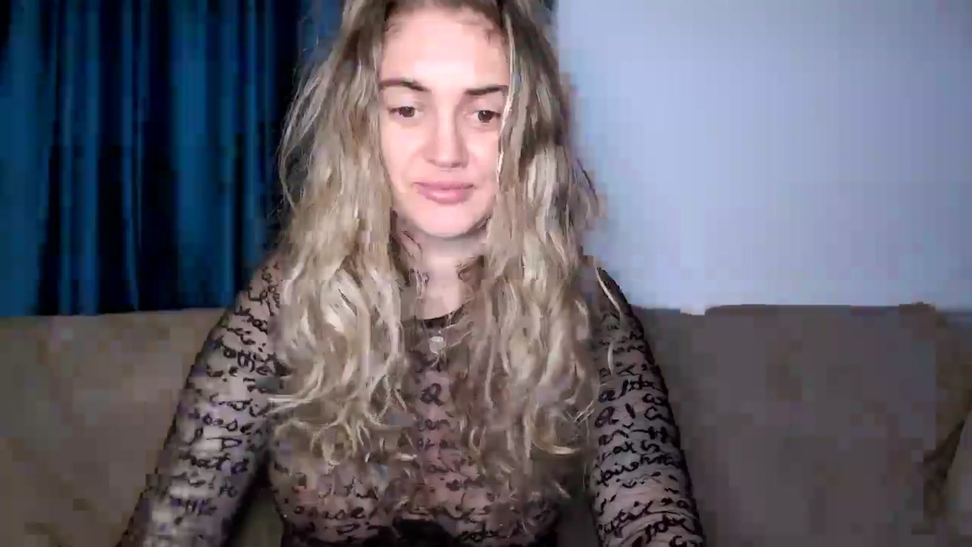 Gallery image thumbnail from MissDivinna's myfreecams stream on, 12/19/2025, 23:25 image 18 of 20