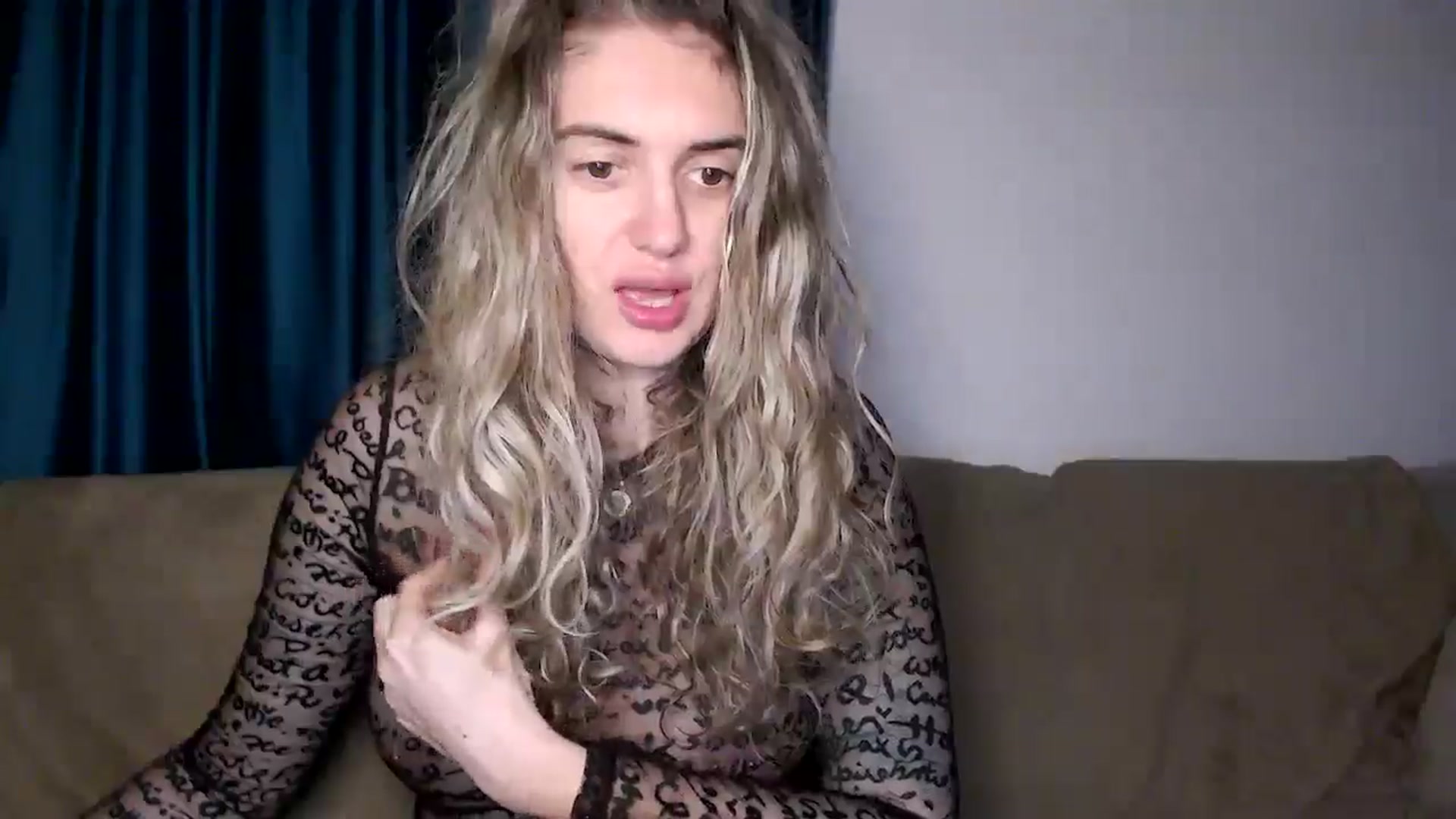 Gallery image thumbnail from MissDivinna's myfreecams stream on, 12/19/2025, 23:25 image 16 of 20