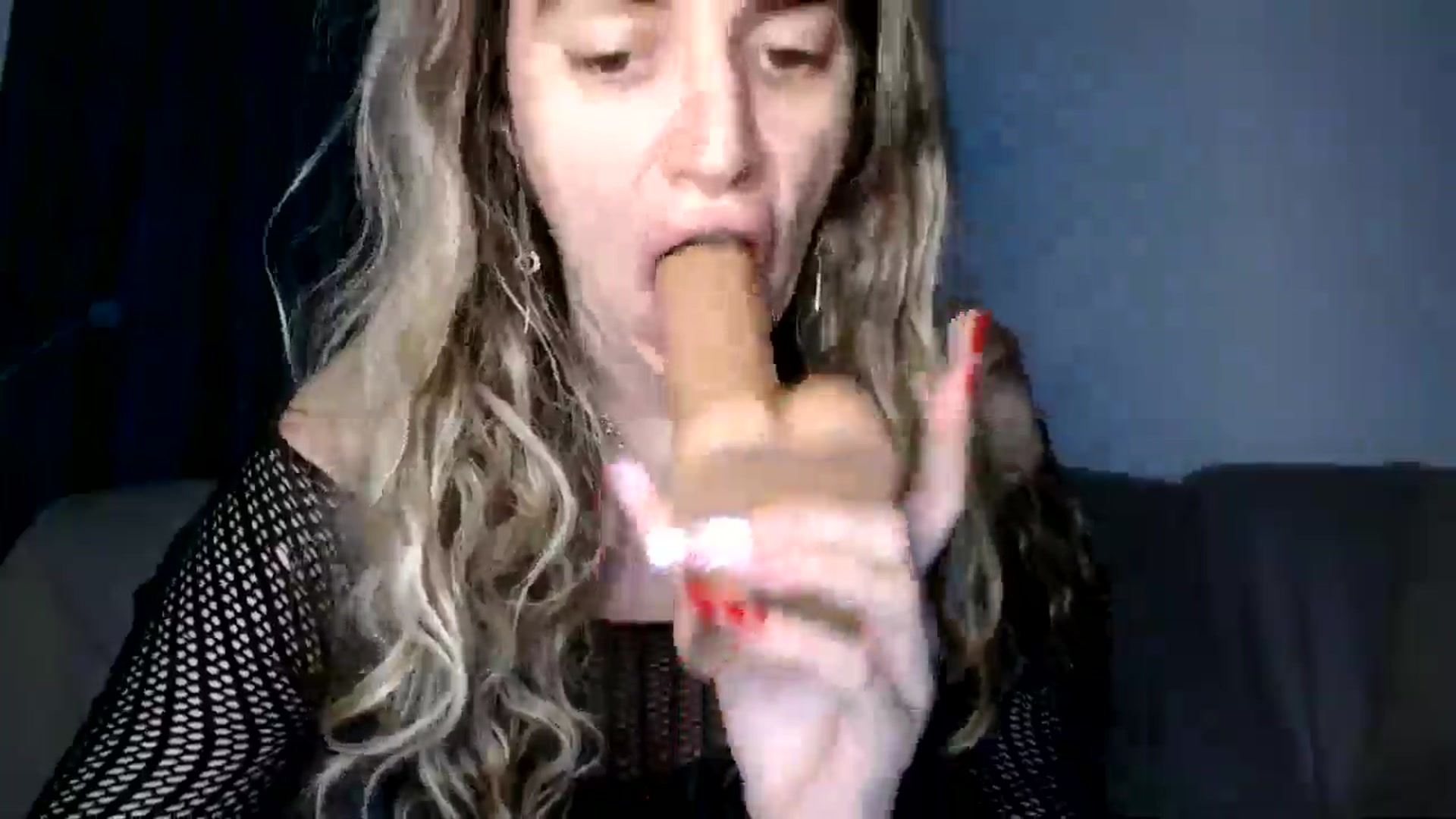Gallery image thumbnail from MissDivinna's myfreecams stream on, 12/21/2025, 22:41 image 19 of 20