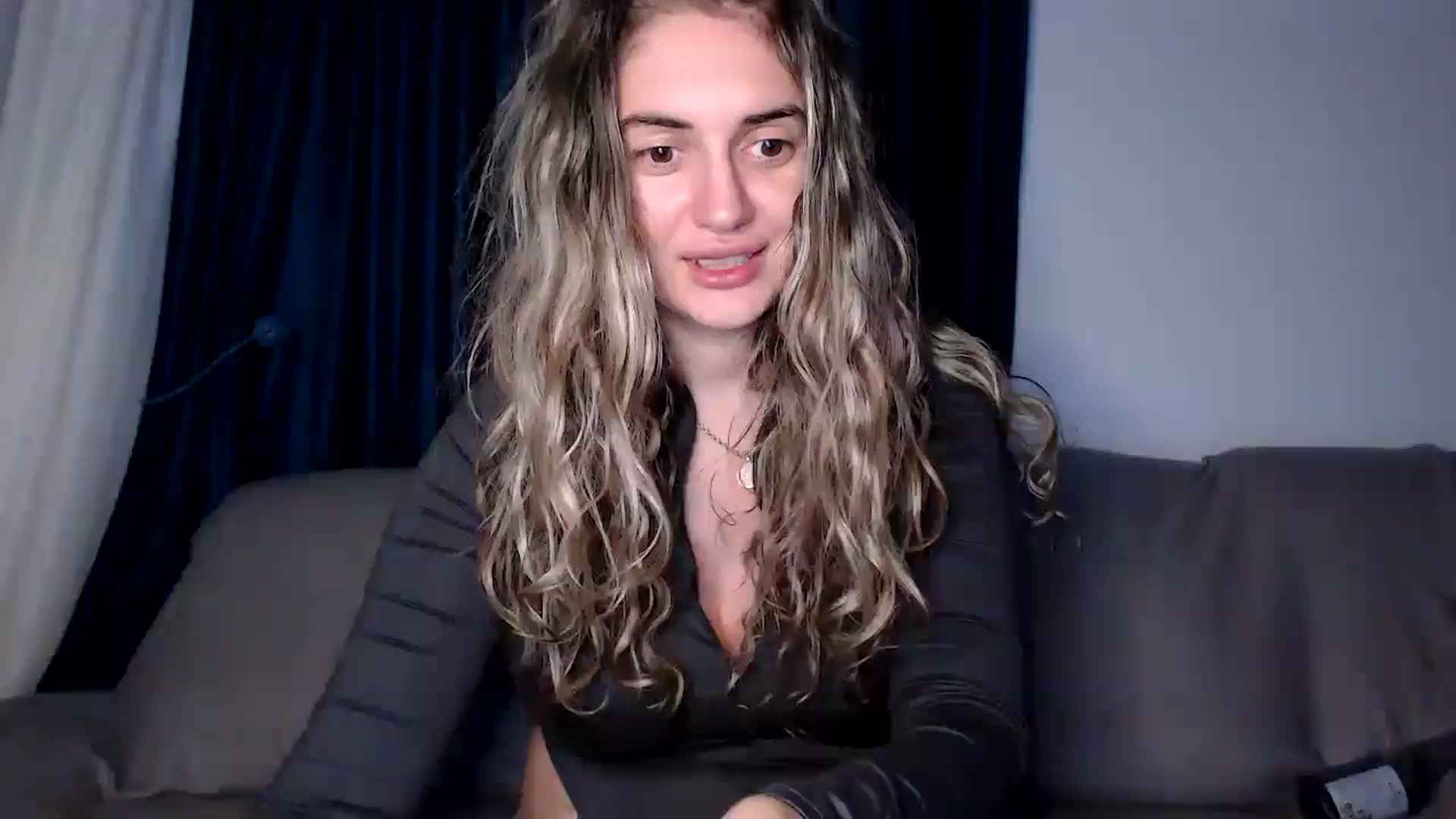 Gallery image thumbnail from MissDivinna's myfreecams stream on, 12/23/2025, 03:23 image 1 of 20