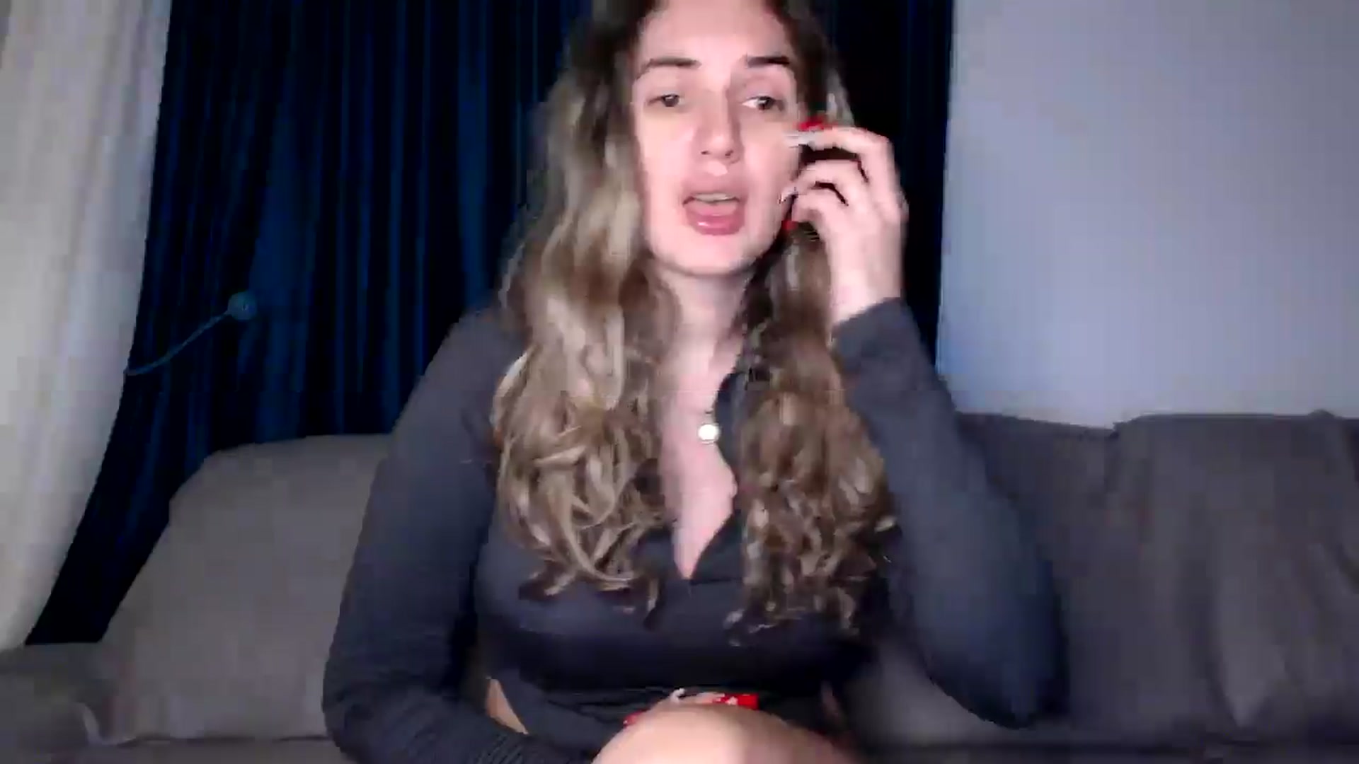 Gallery image thumbnail from MissDivinna's myfreecams stream on, 12/23/2025, 03:23 image 11 of 20