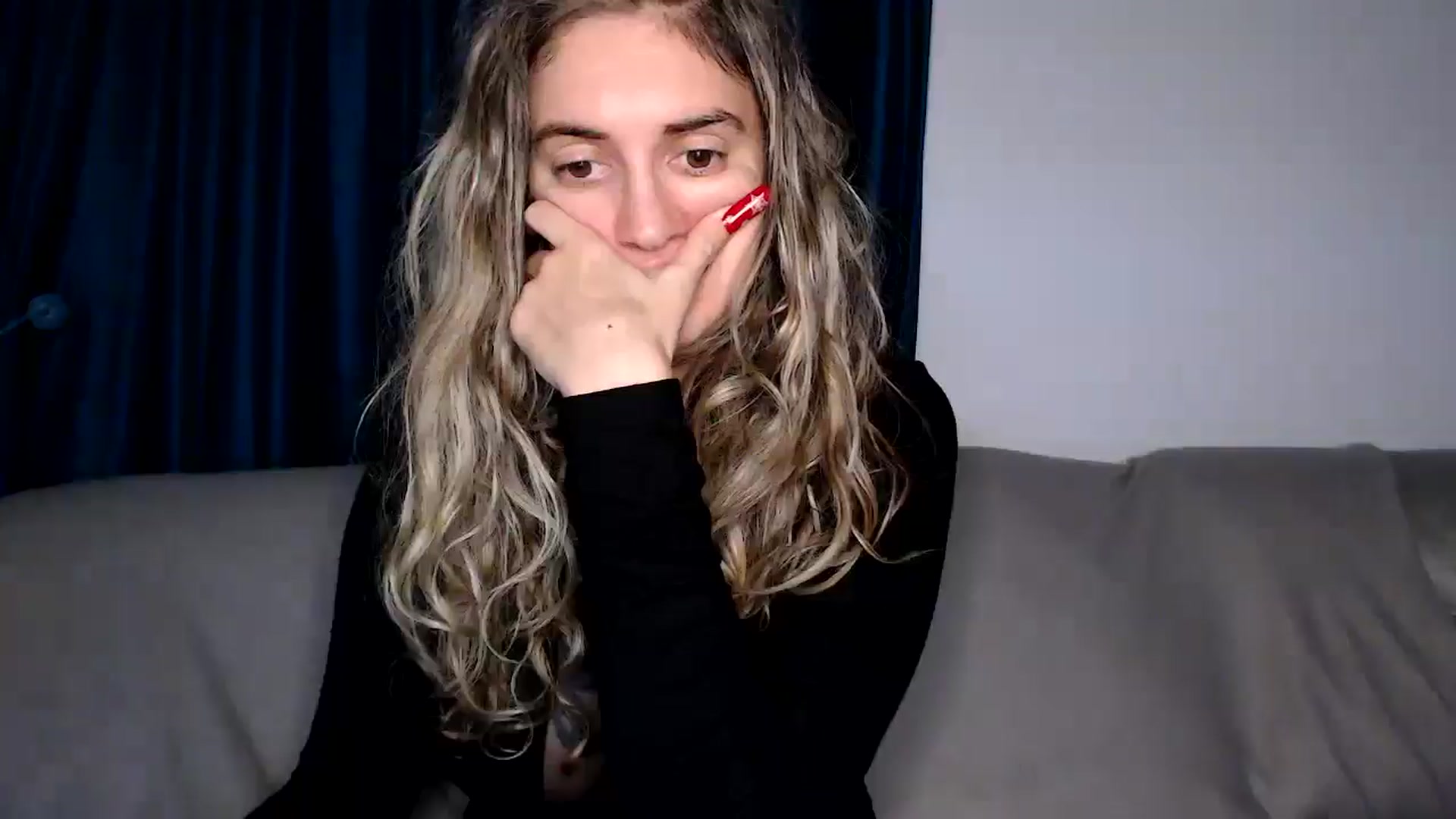 Gallery image thumbnail from MissDivinna's myfreecams stream on, 12/24/2025, 24:01 image 10 of 20