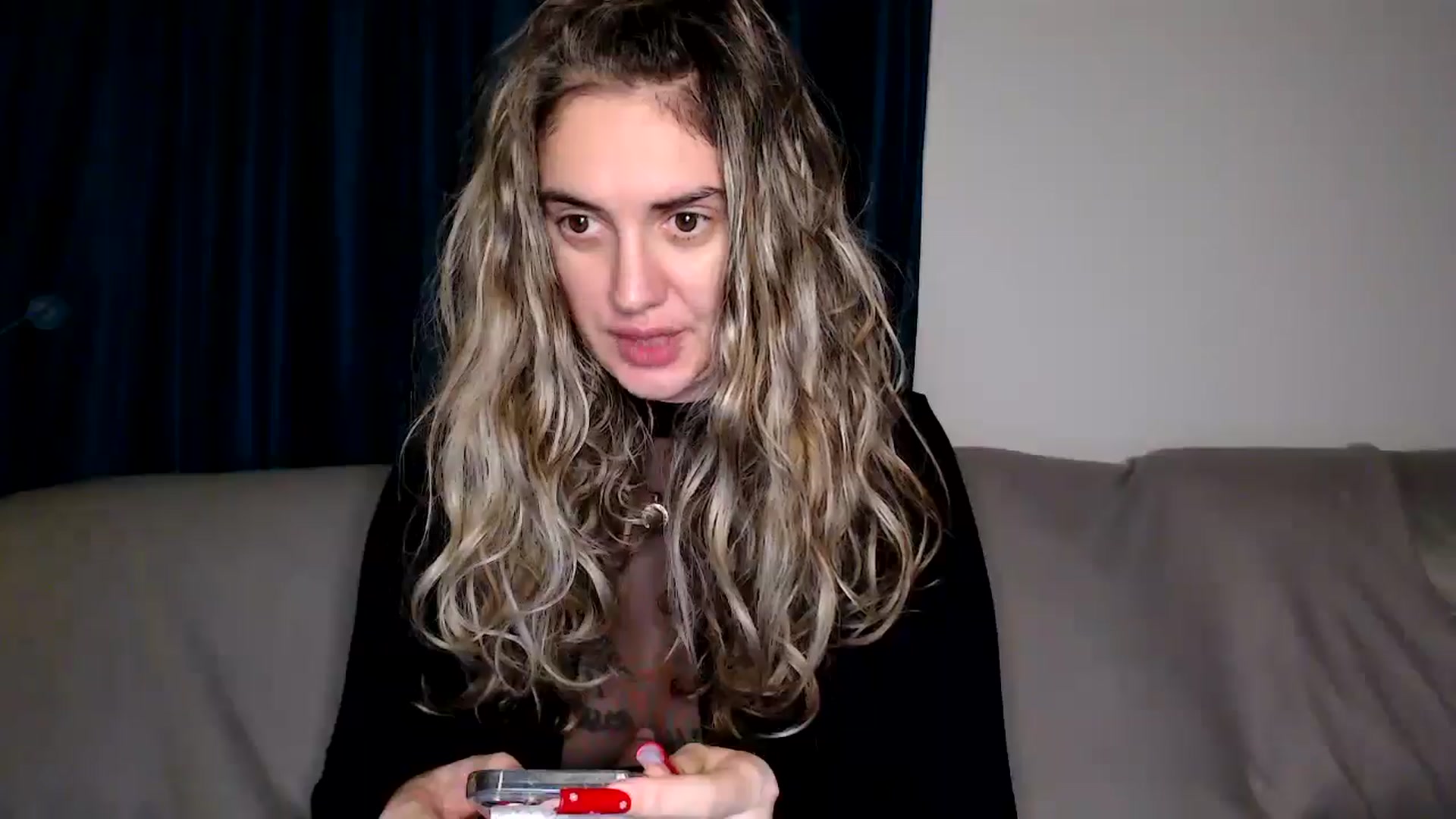 Gallery image thumbnail from MissDivinna's myfreecams stream on, 12/24/2025, 24:01 image 8 of 20