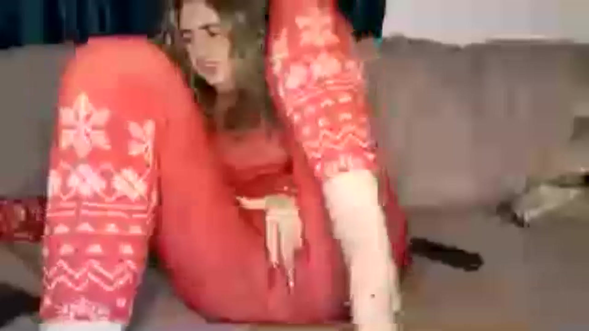Gallery image thumbnail from MissDivinna's myfreecams stream on, 12/25/2025, 01:59 image 13 of 20