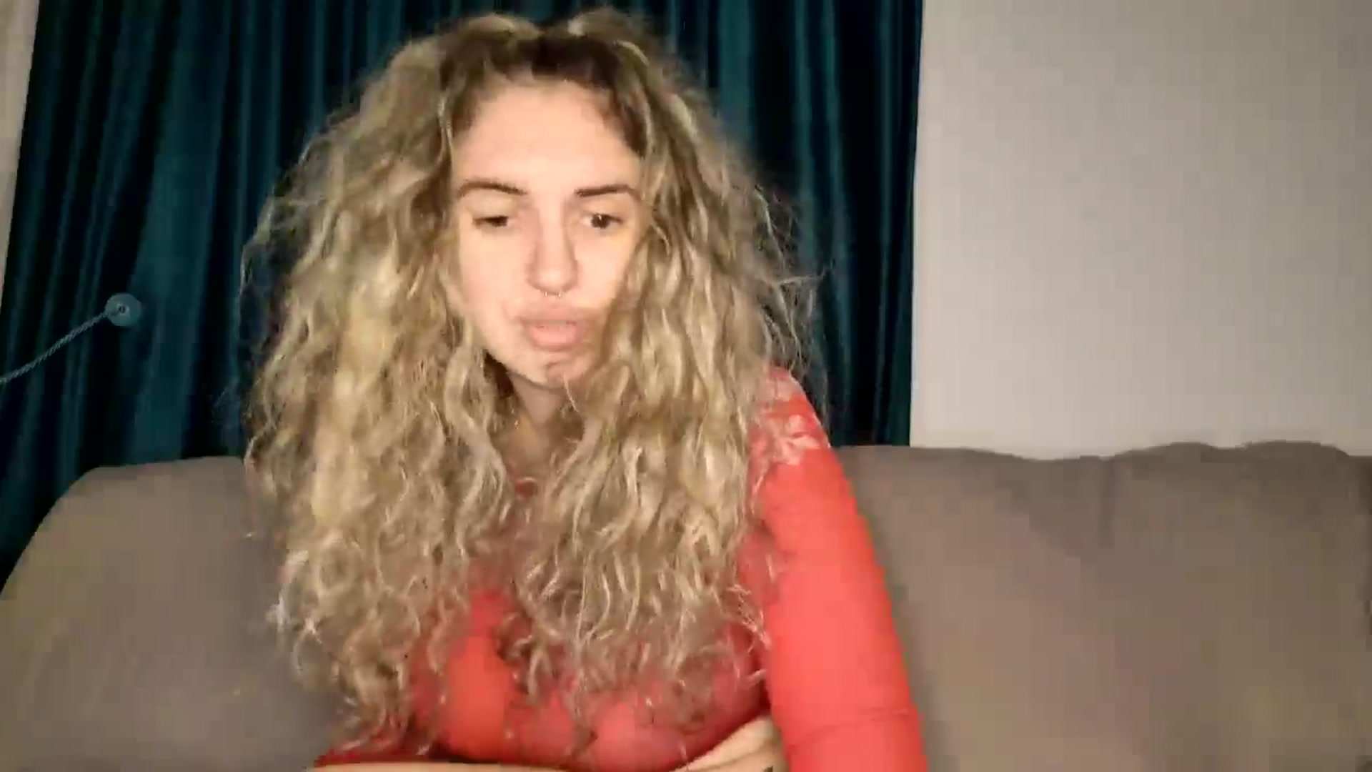 Gallery image thumbnail from MissDivinna's myfreecams stream on, 12/25/2025, 03:35 image 14 of 20