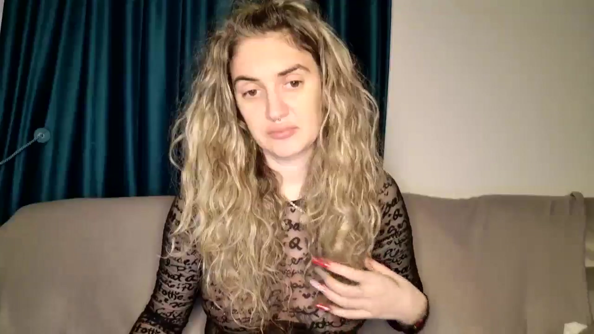 Gallery image thumbnail from MissDivinna's myfreecams stream on, 12/26/2025, 03:39 image 9 of 20
