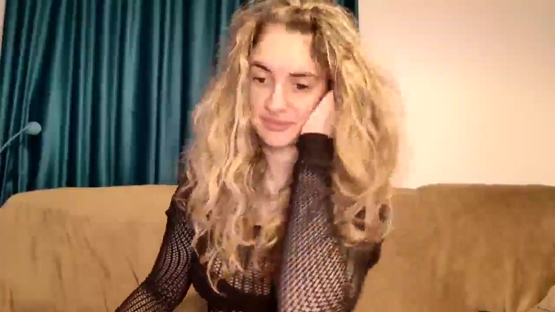 Gallery image thumbnail from MissDivinna's myfreecams stream on, 12/29/2025, 24:36 image 14 of 20