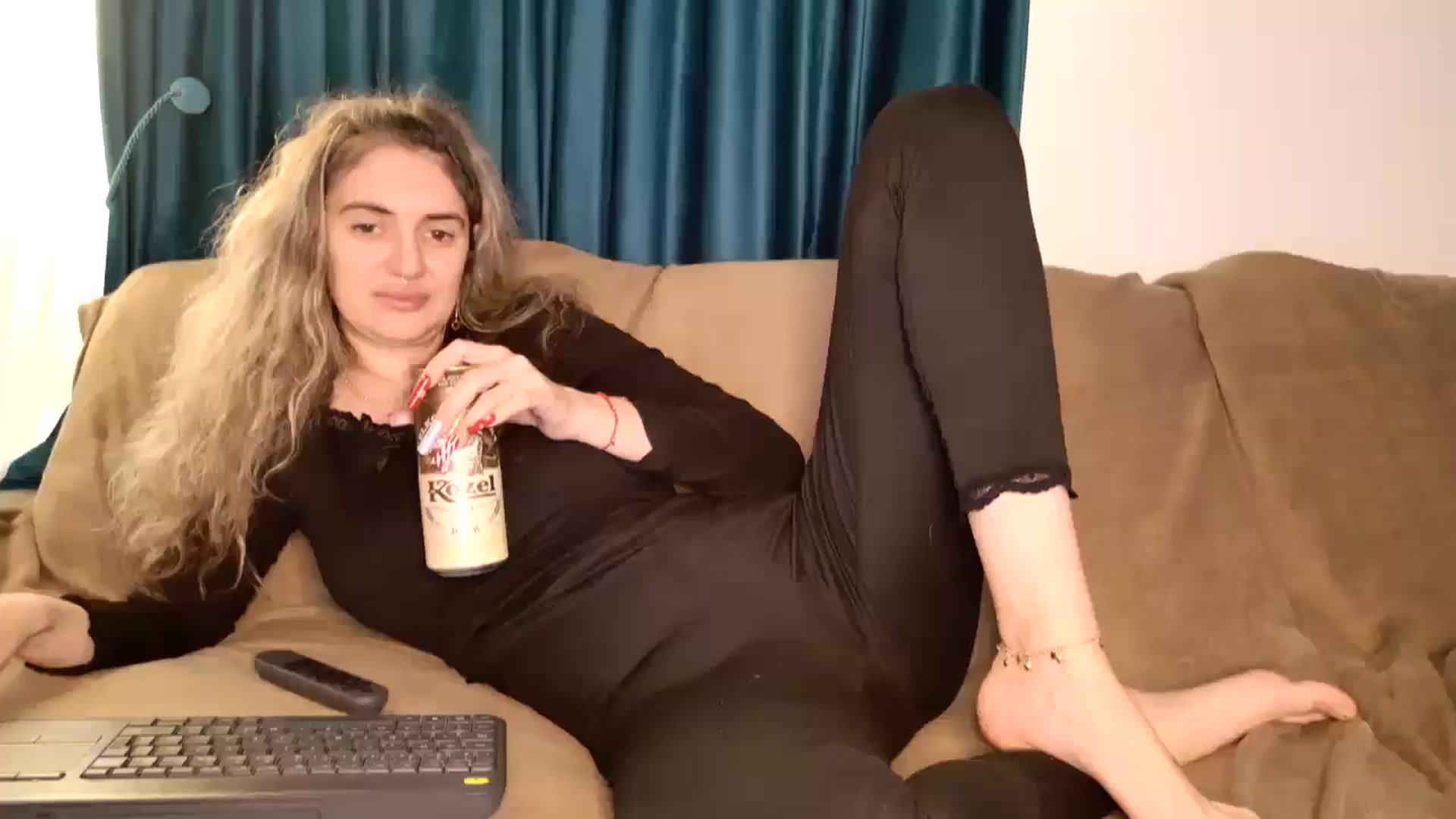 Gallery image thumbnail from MissDivinna's myfreecams stream on, 01/01/2026, 07:49 image 3 of 20