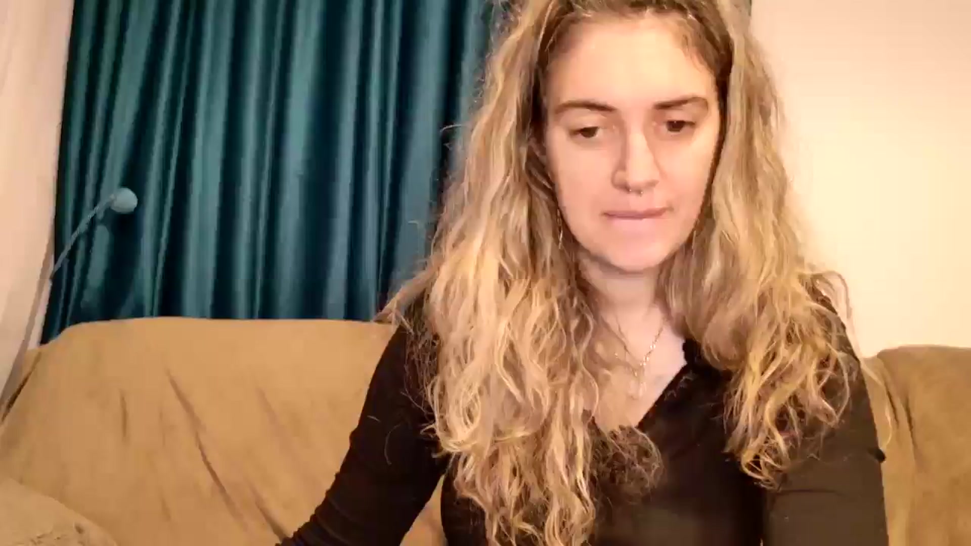Gallery image thumbnail from MissDivinna's myfreecams stream on, 01/01/2026, 20:03 image 17 of 20