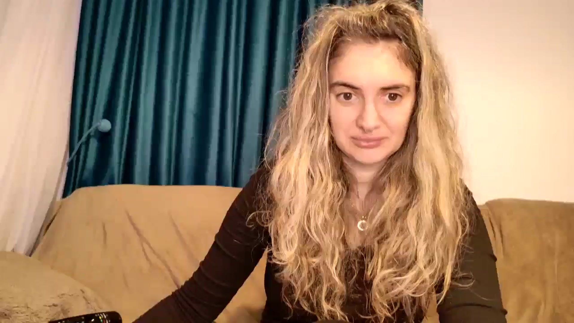 Gallery image thumbnail from MissDivinna's myfreecams stream on, 01/01/2026, 20:26 image 16 of 20