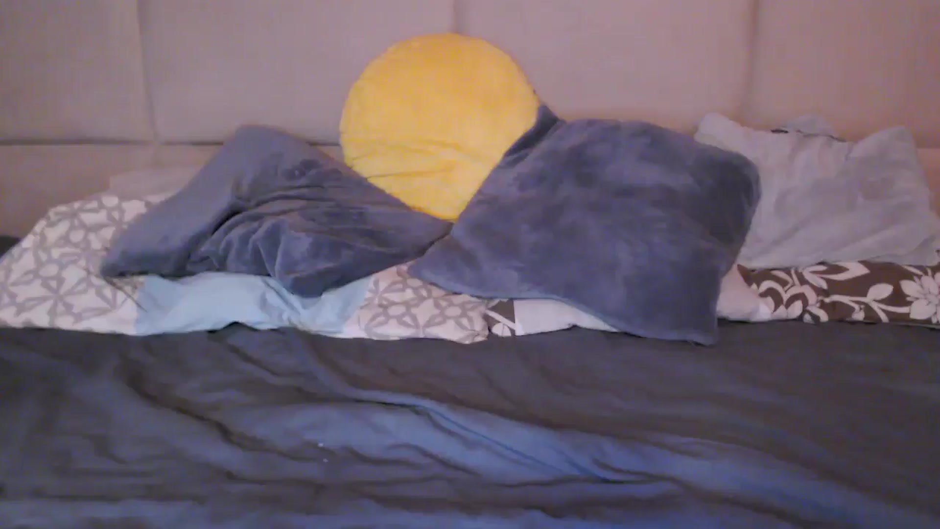 Gallery image thumbnail from MissDivinna's myfreecams stream on, 01/16/2026, 06:40 image 11 of 20