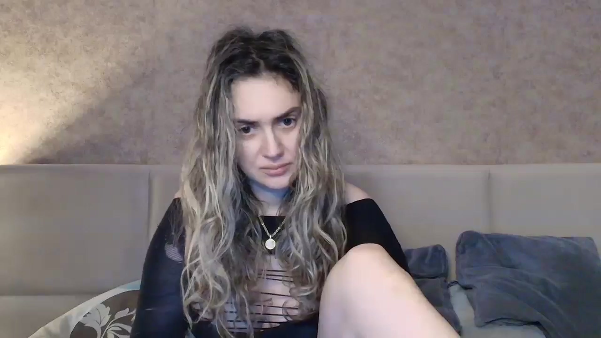 Gallery image thumbnail from MissDivinna's myfreecams stream on, 01/25/2026, 24:23 image 16 of 20