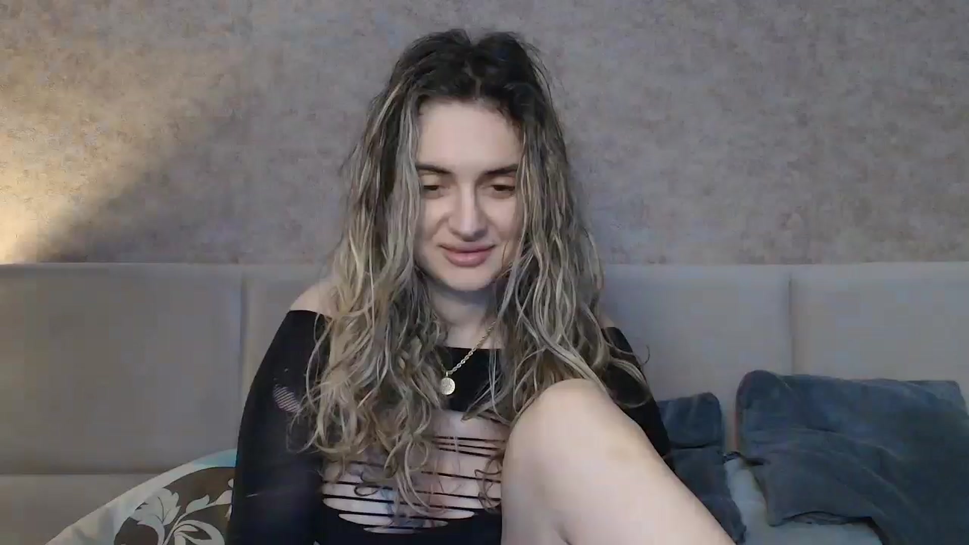 Gallery image thumbnail from MissDivinna's myfreecams stream on, 01/25/2026, 24:23 image 13 of 20