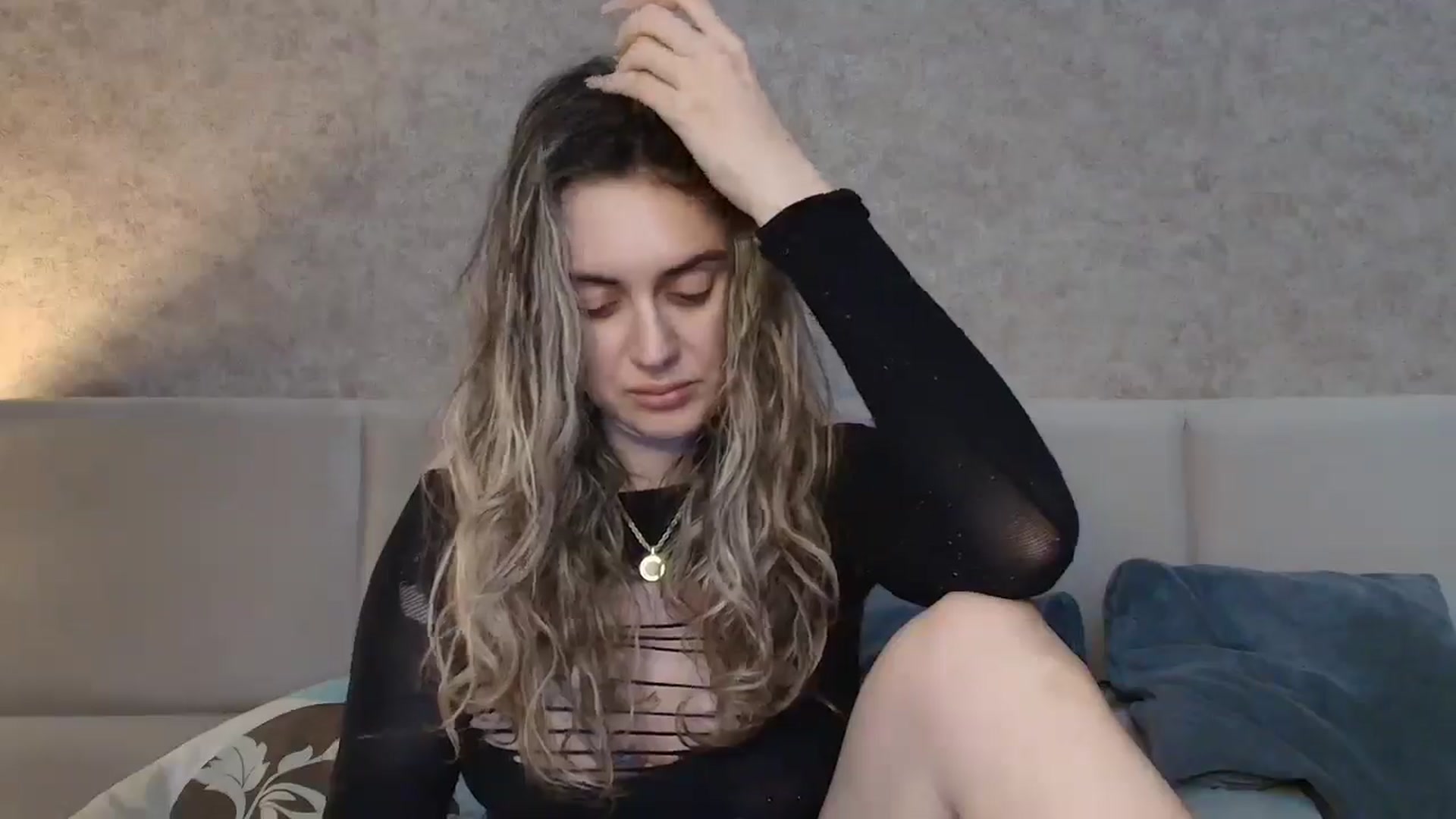 Gallery image thumbnail from MissDivinna's myfreecams stream on, 01/25/2026, 24:23 image 15 of 20