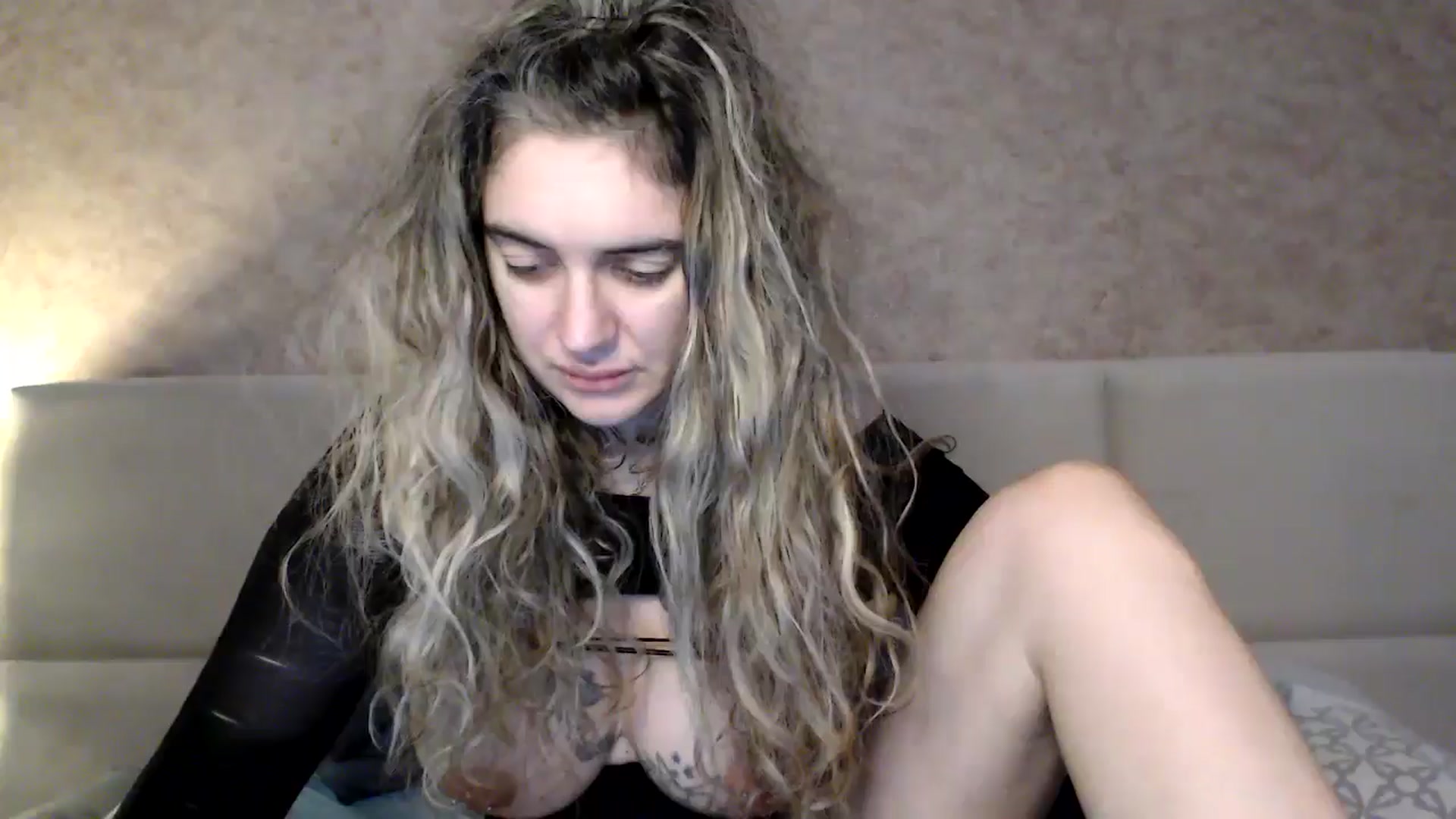 Gallery image thumbnail from MissDivinna's myfreecams stream on, 02/03/2026, 04:29 image 12 of 20