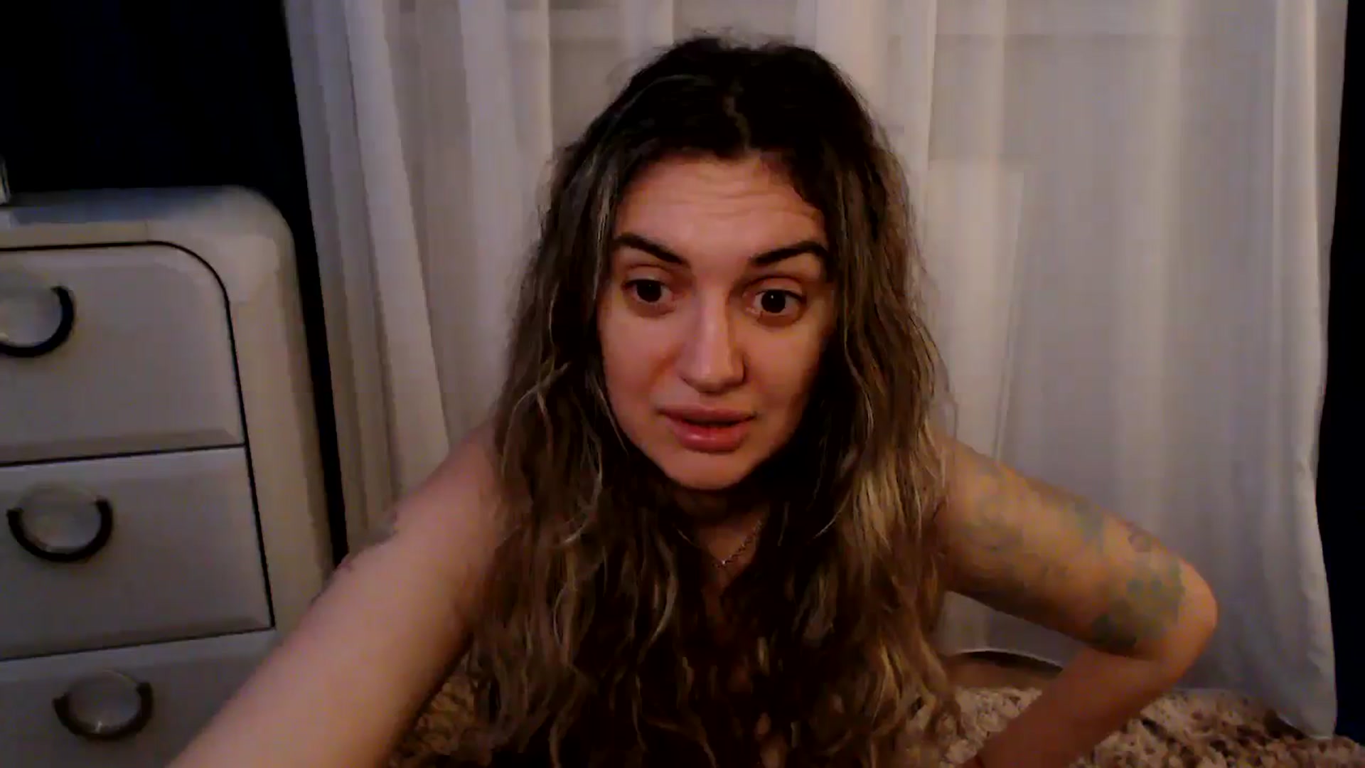 Gallery image thumbnail from MissDivinna's myfreecams stream on, 02/06/2026, 02:46 image 19 of 20