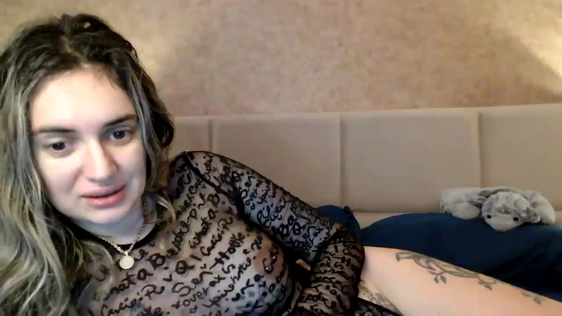 Gallery image thumbnail from MissDivinna's myfreecams stream on, 02/08/2026, 24:46 image 17 of 20