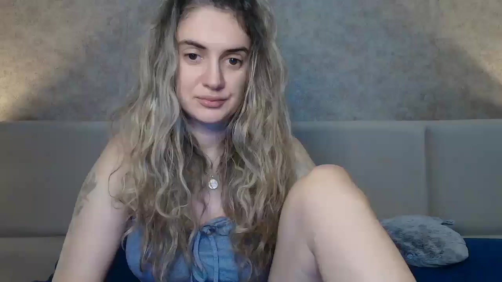 Gallery image thumbnail from MissDivinna's myfreecams stream on, 02/11/2026, 24:14 image 13 of 20