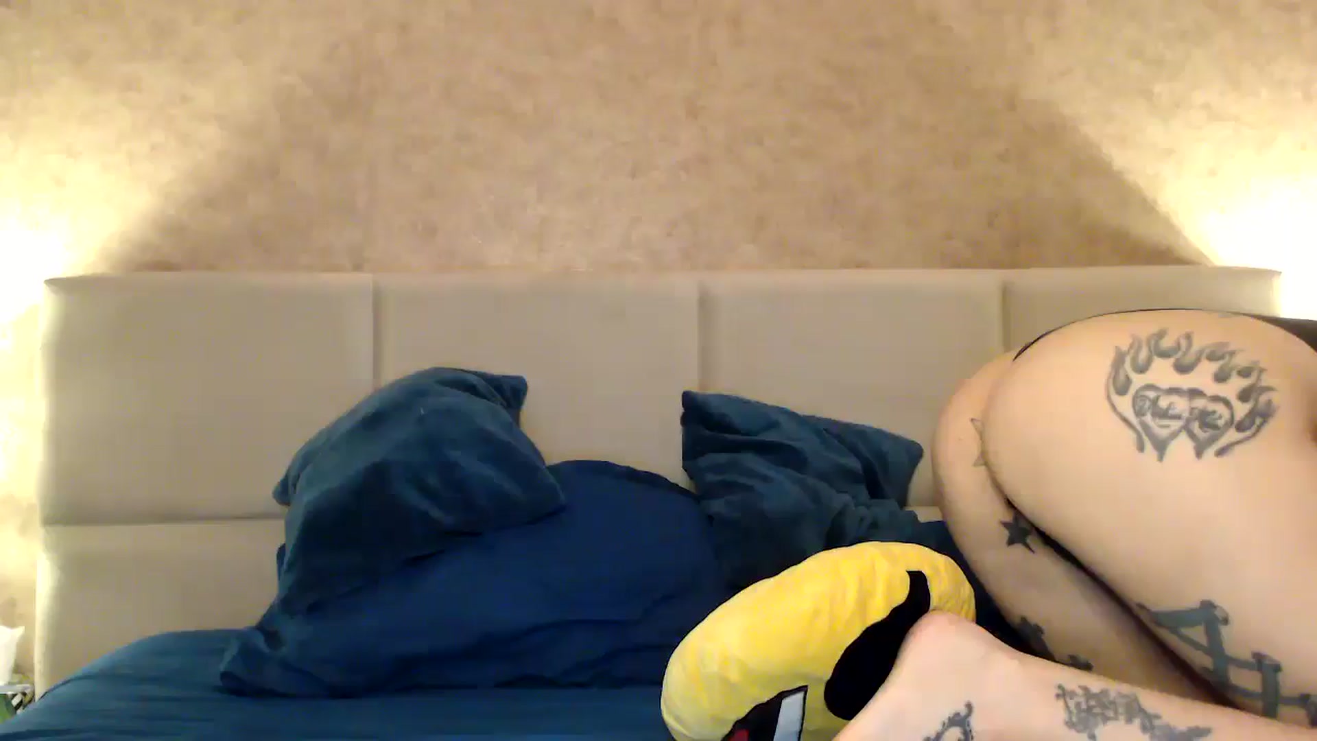 Gallery image thumbnail from MissDivinna's myfreecams stream on, 02/12/2026, 24:18 image 1 of 20