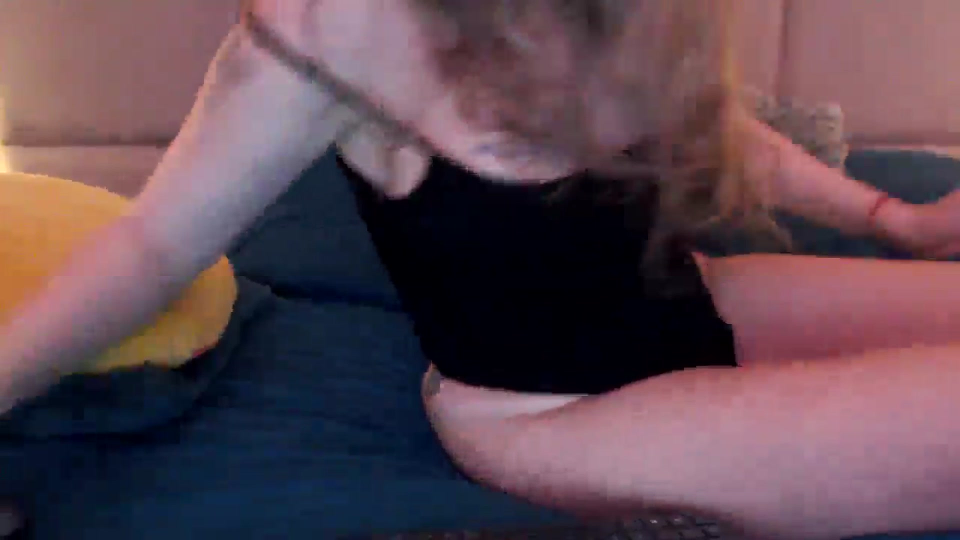 Gallery image thumbnail from MissDivinna's myfreecams stream on, 02/15/2026, 05:04 image 3 of 20