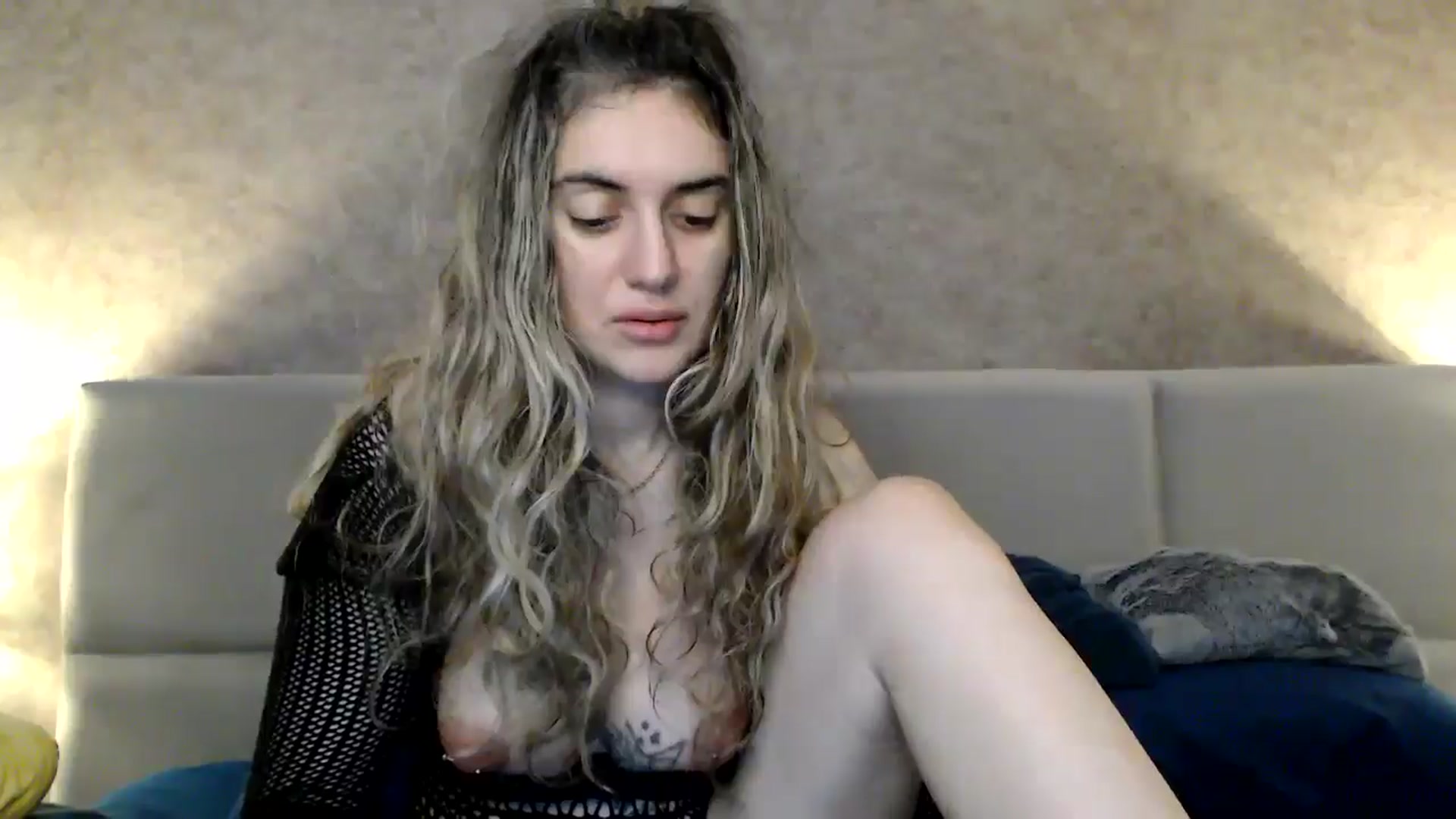 Gallery image thumbnail from MissDivinna's myfreecams stream on, 02/16/2026, 24:34 image 19 of 20