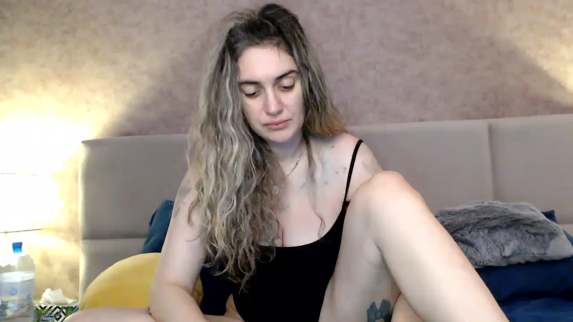 Gallery image thumbnail from MissDivinna's myfreecams stream on, 02/18/2026, 01:20 image 14 of 20