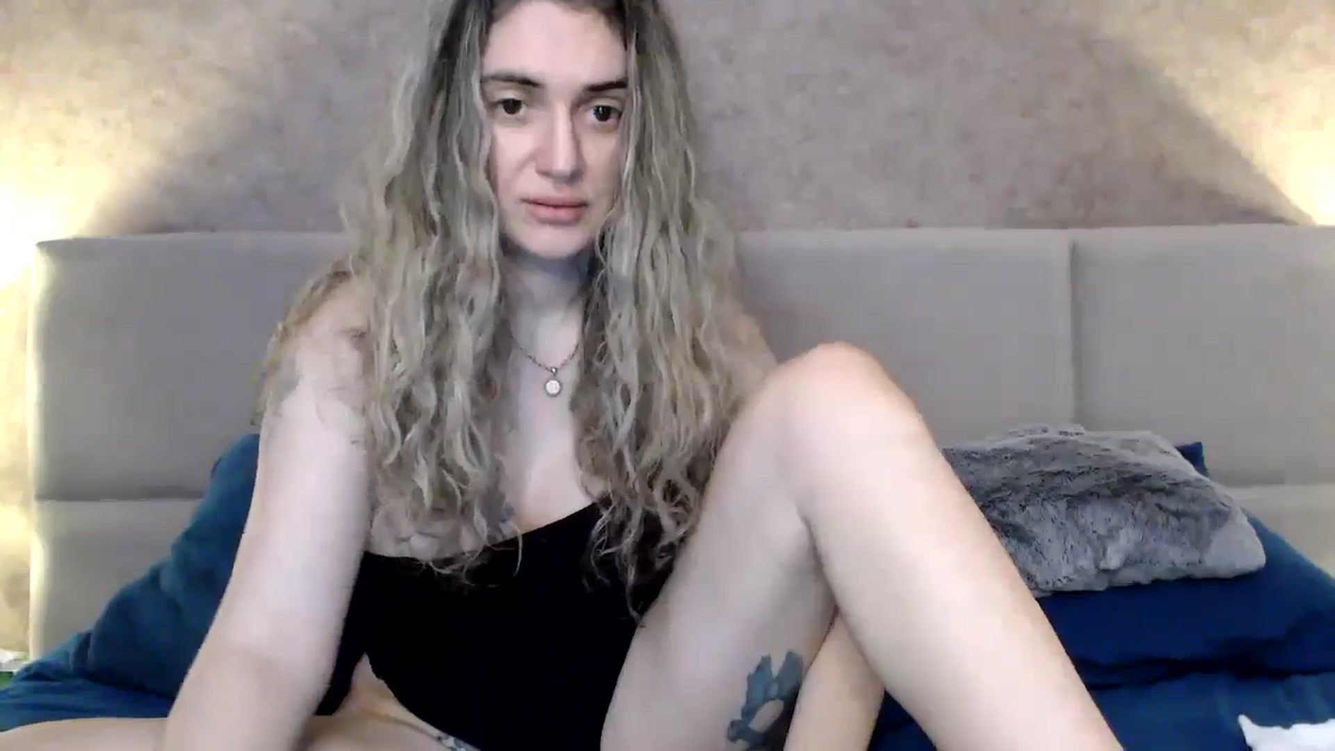 Gallery image thumbnail from MissDivinna's myfreecams stream on, 02/18/2026, 03:00 image 8 of 20