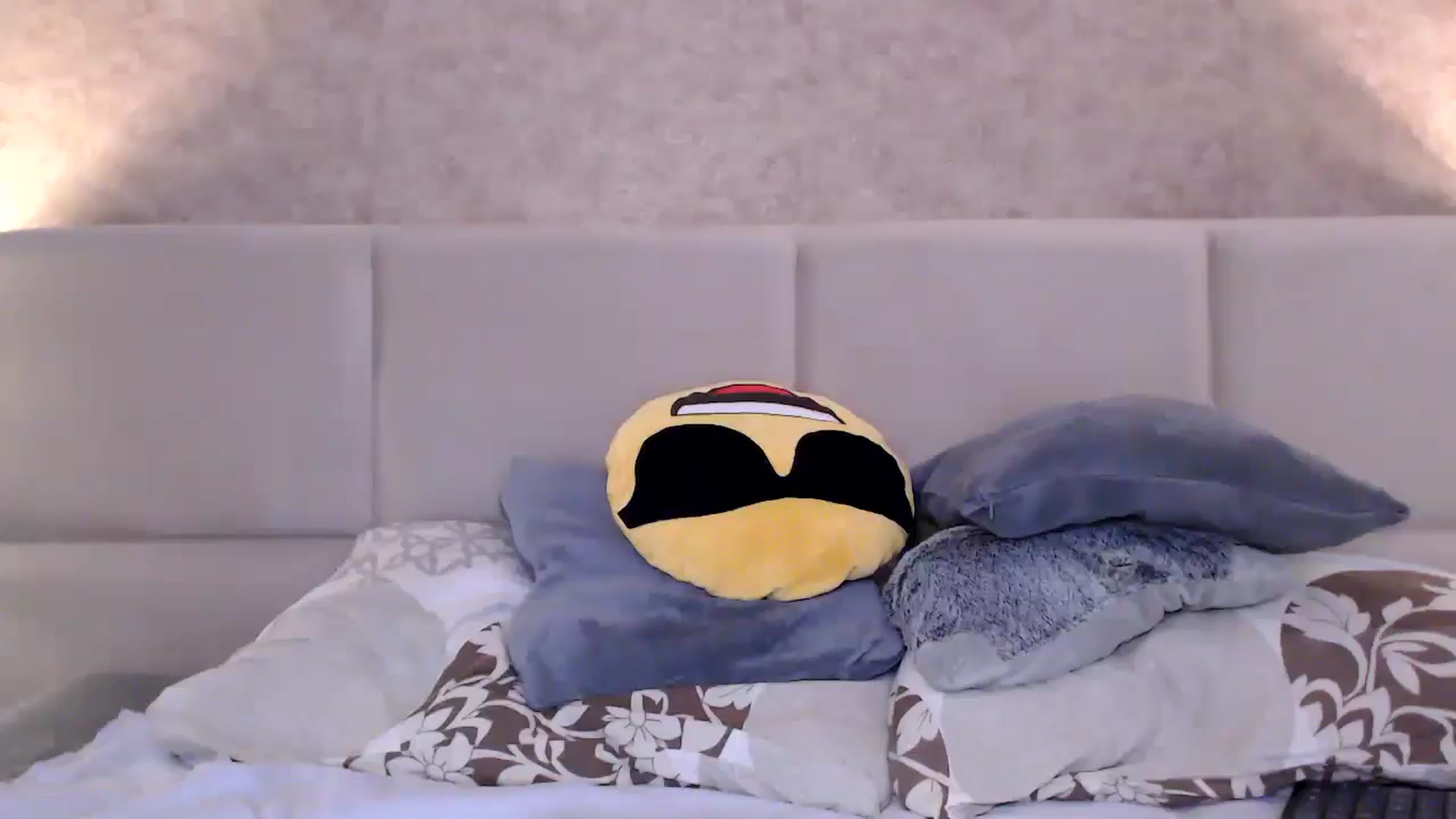 Gallery image thumbnail from MissDivinna's myfreecams stream on, 02/22/2026, 24:06 image 9 of 20