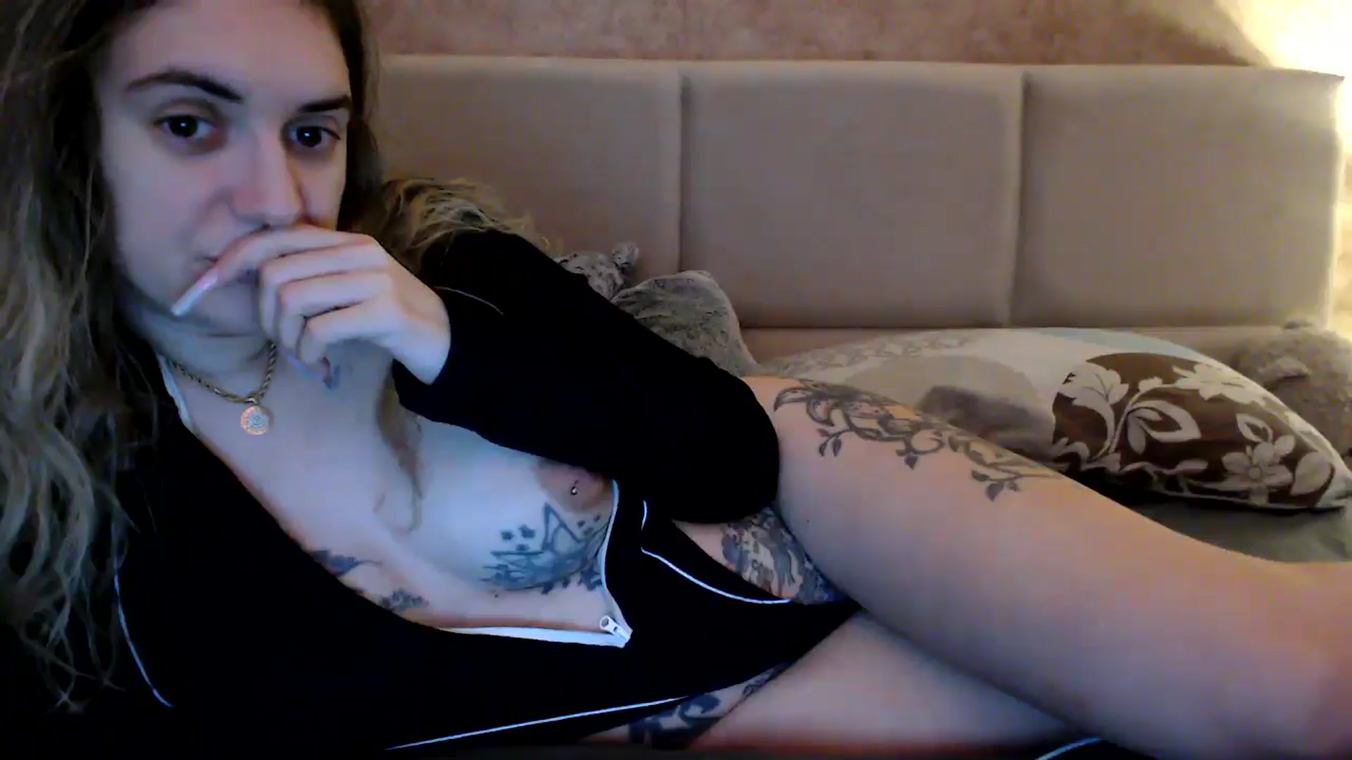 Gallery image thumbnail from MissDivinna's myfreecams stream on, 03/02/2026, 01:00 image 20 of 20
