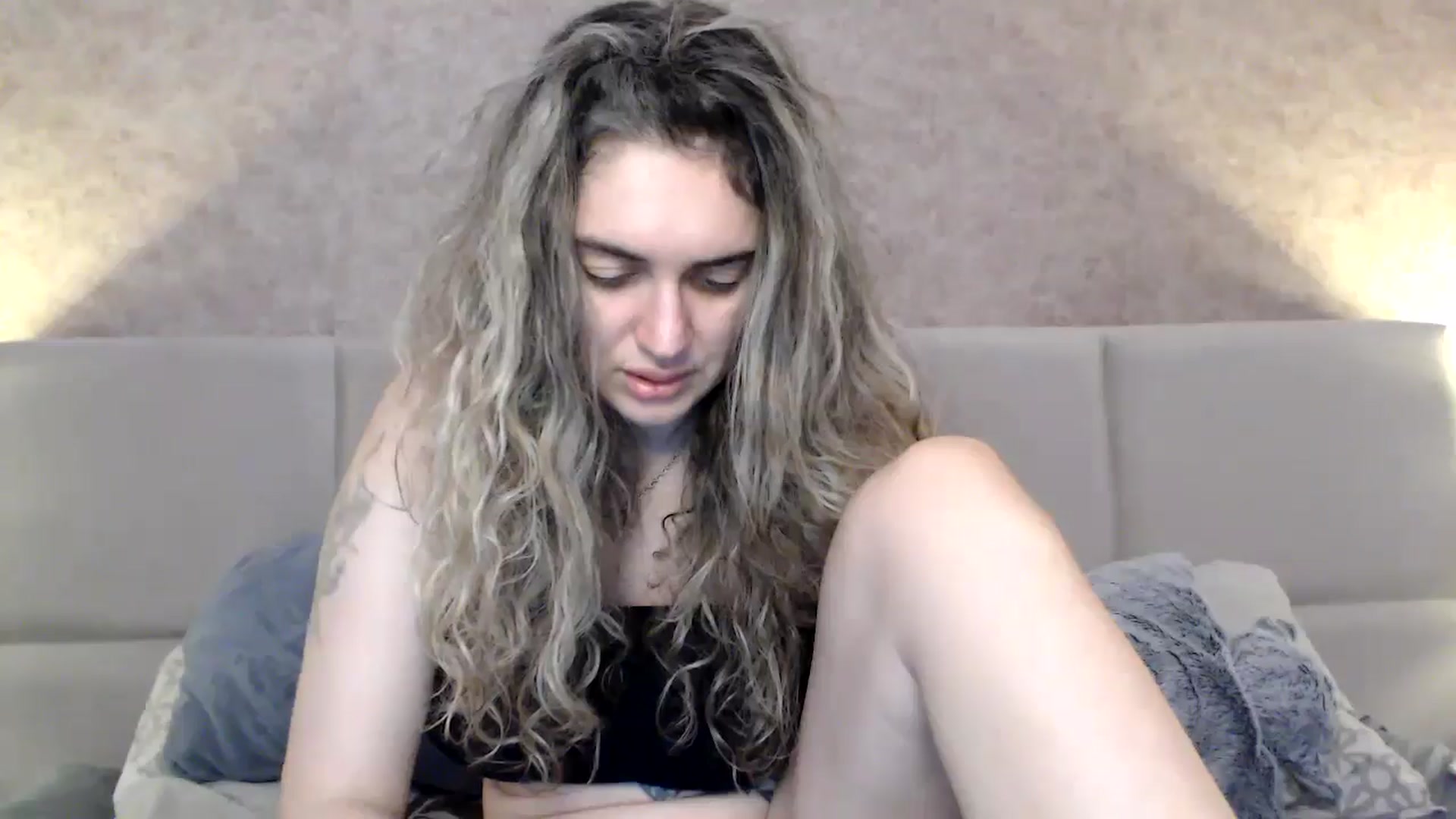 Gallery image thumbnail from MissDivinna's myfreecams stream on, 03/08/2026, 21:22 image 7 of 20