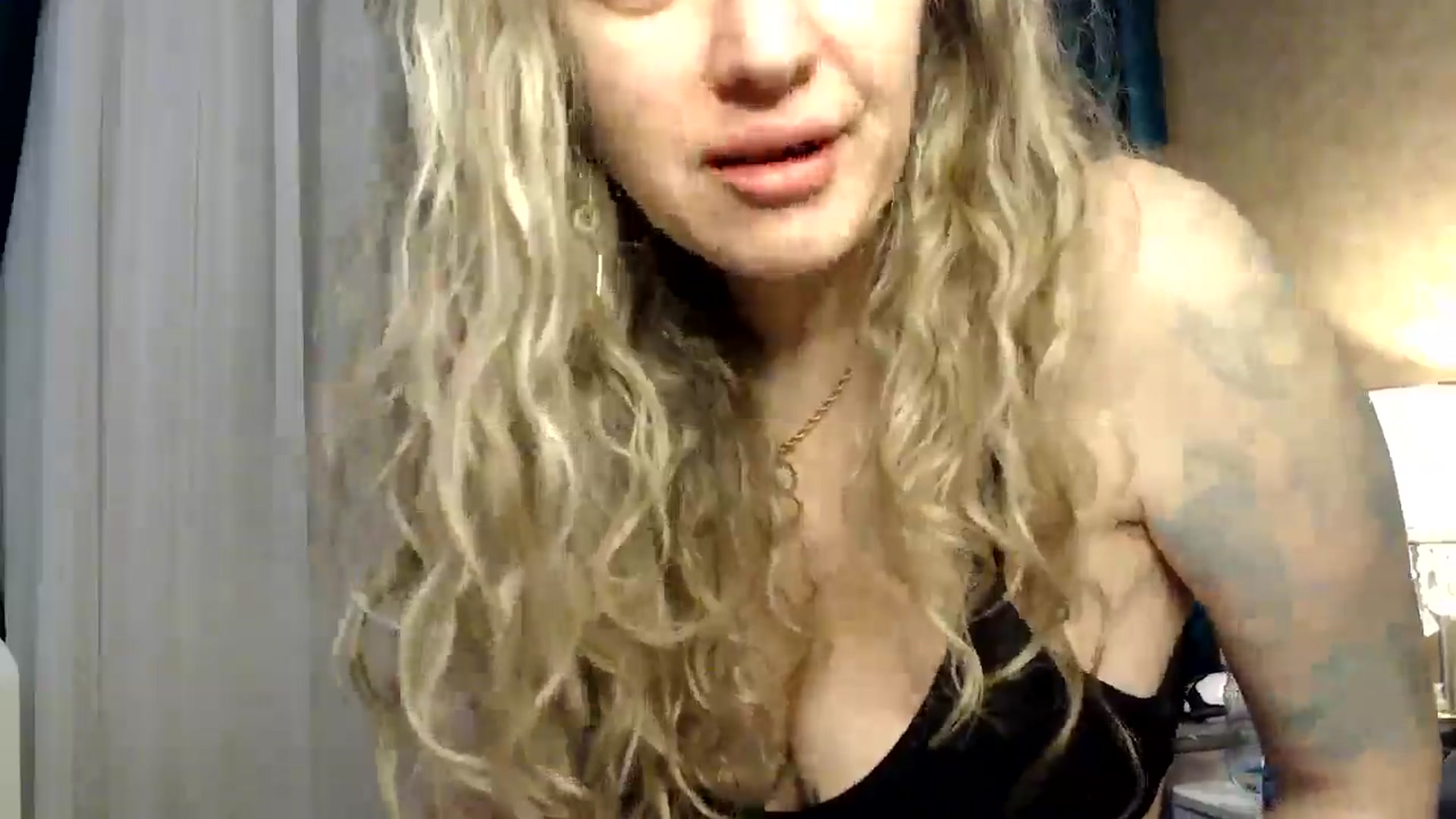 Gallery image thumbnail from MissDivinna's myfreecams stream on, 03/10/2026, 01:11 image 3 of 20