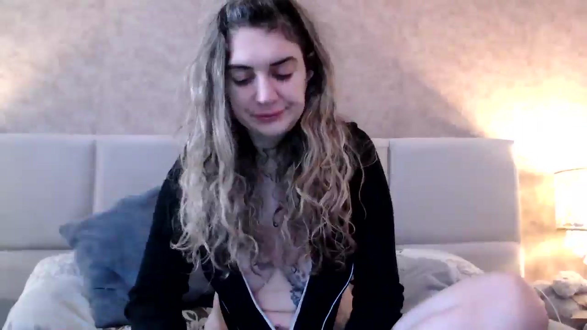 Gallery image thumbnail from MissDivinna's myfreecams stream on, 03/11/2026, 06:47 image 10 of 20