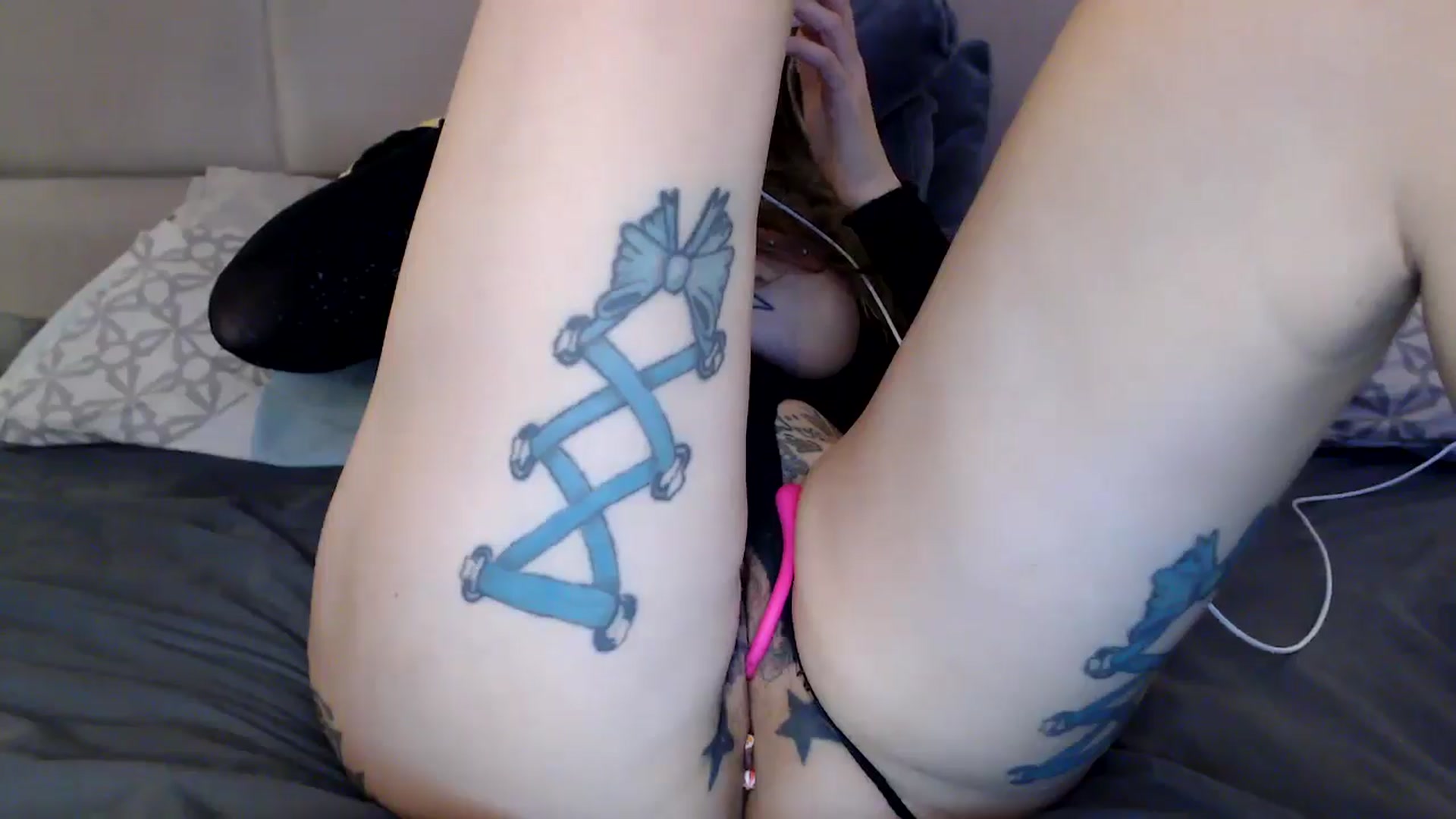 Gallery image thumbnail from MissDivinna's myfreecams stream on, 03/14/2026, 24:31 image 13 of 20
