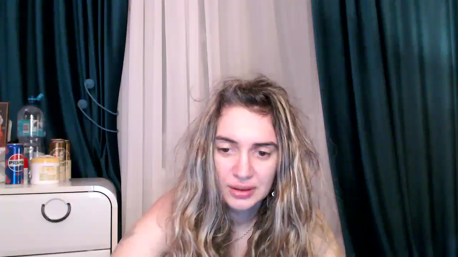 Gallery image thumbnail from MissDivinna's myfreecams stream on, 03/16/2026, 24:13 image 16 of 20