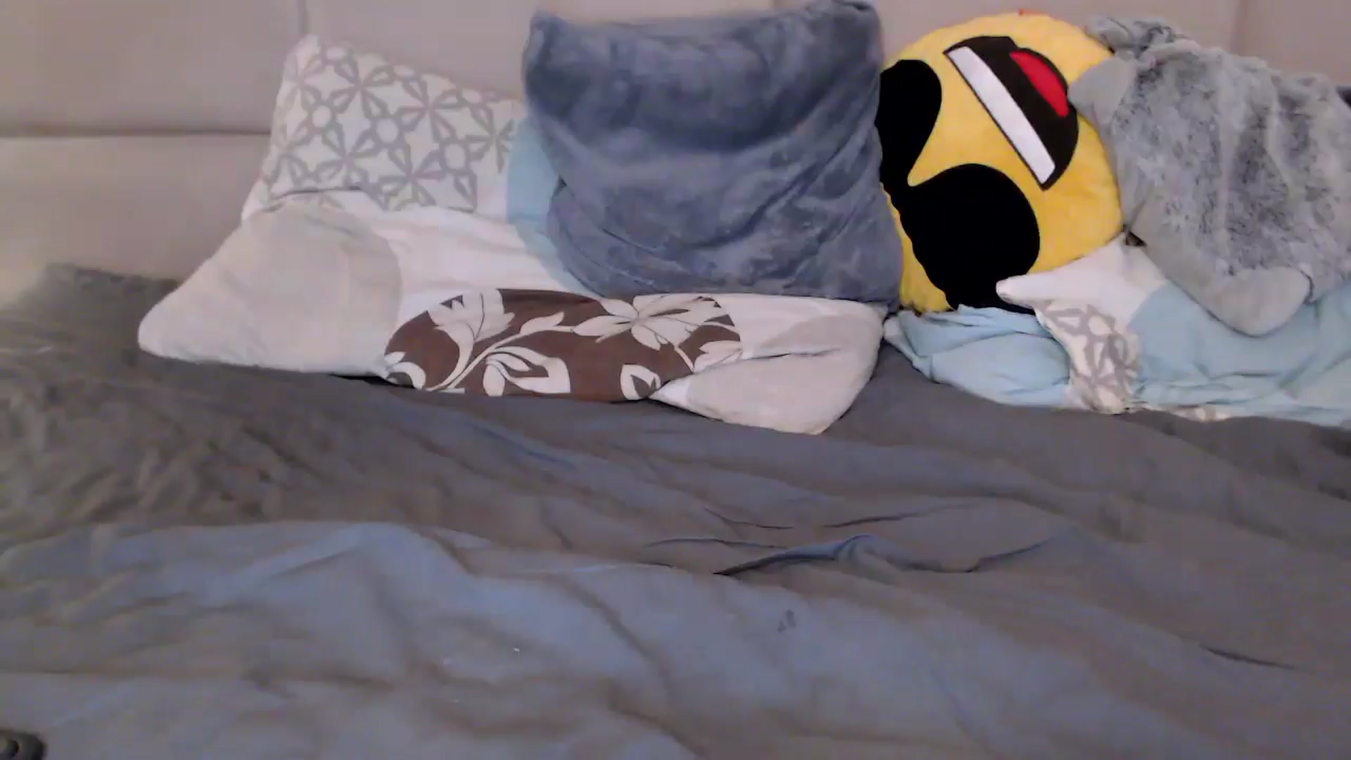 Gallery image thumbnail from MissDivinna's myfreecams stream on, 03/16/2026, 23:22 image 12 of 20