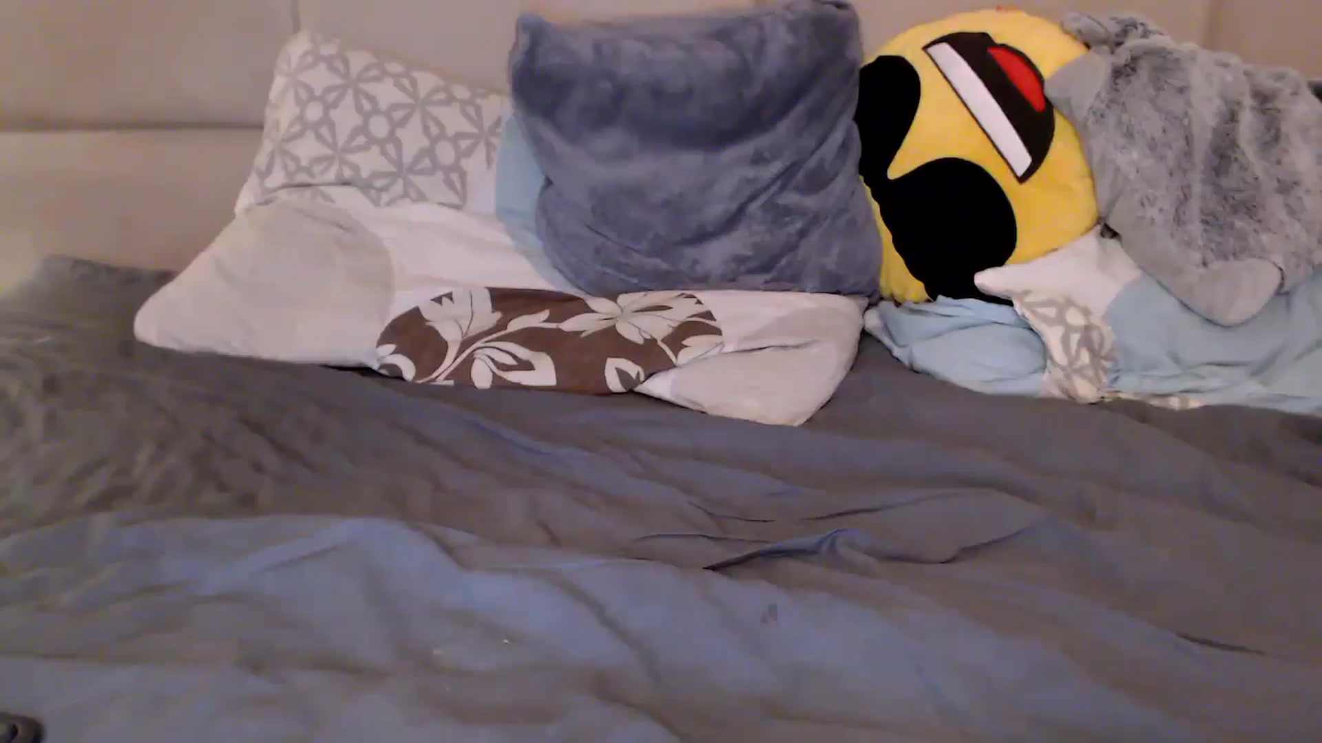 Gallery image thumbnail from MissDivinna's myfreecams stream on, 03/16/2026, 23:22 image 11 of 20