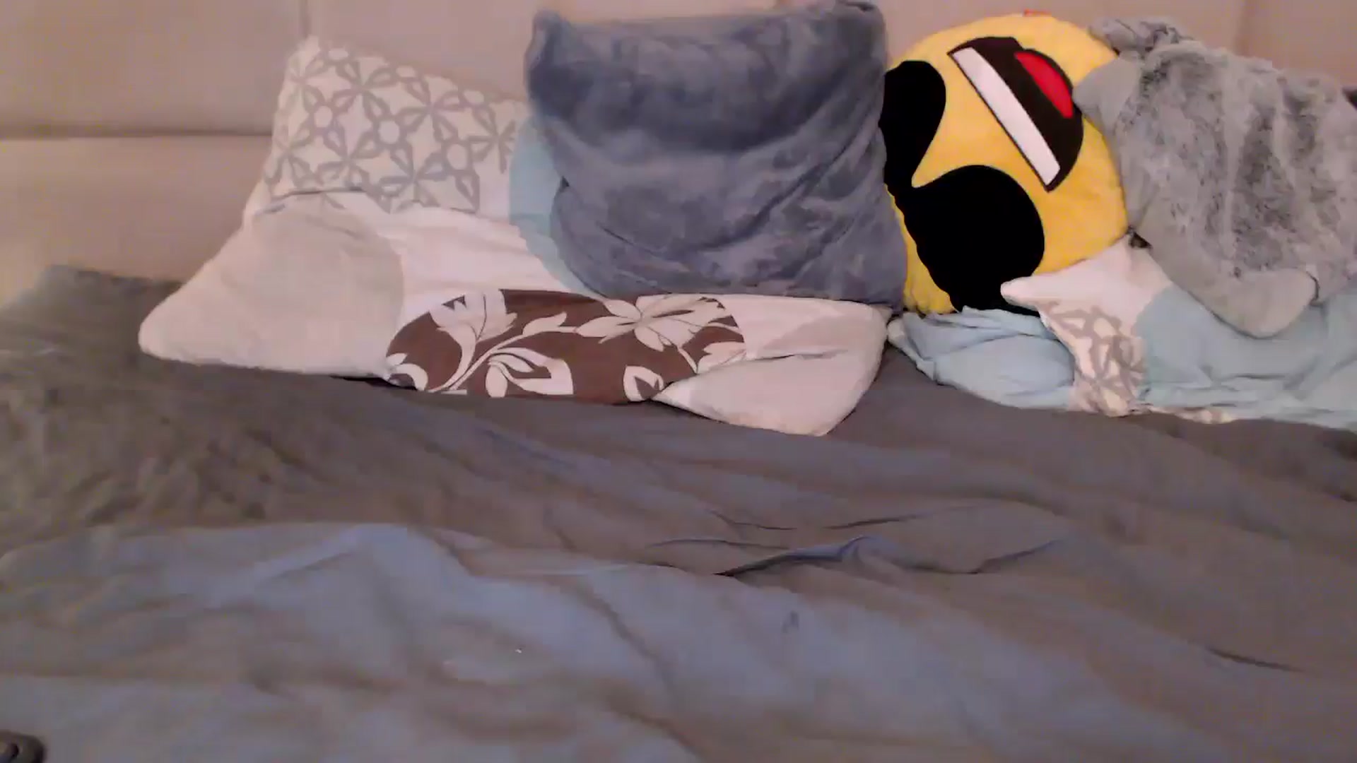 Gallery image thumbnail from MissDivinna's myfreecams stream on, 03/16/2026, 23:22 image 14 of 20
