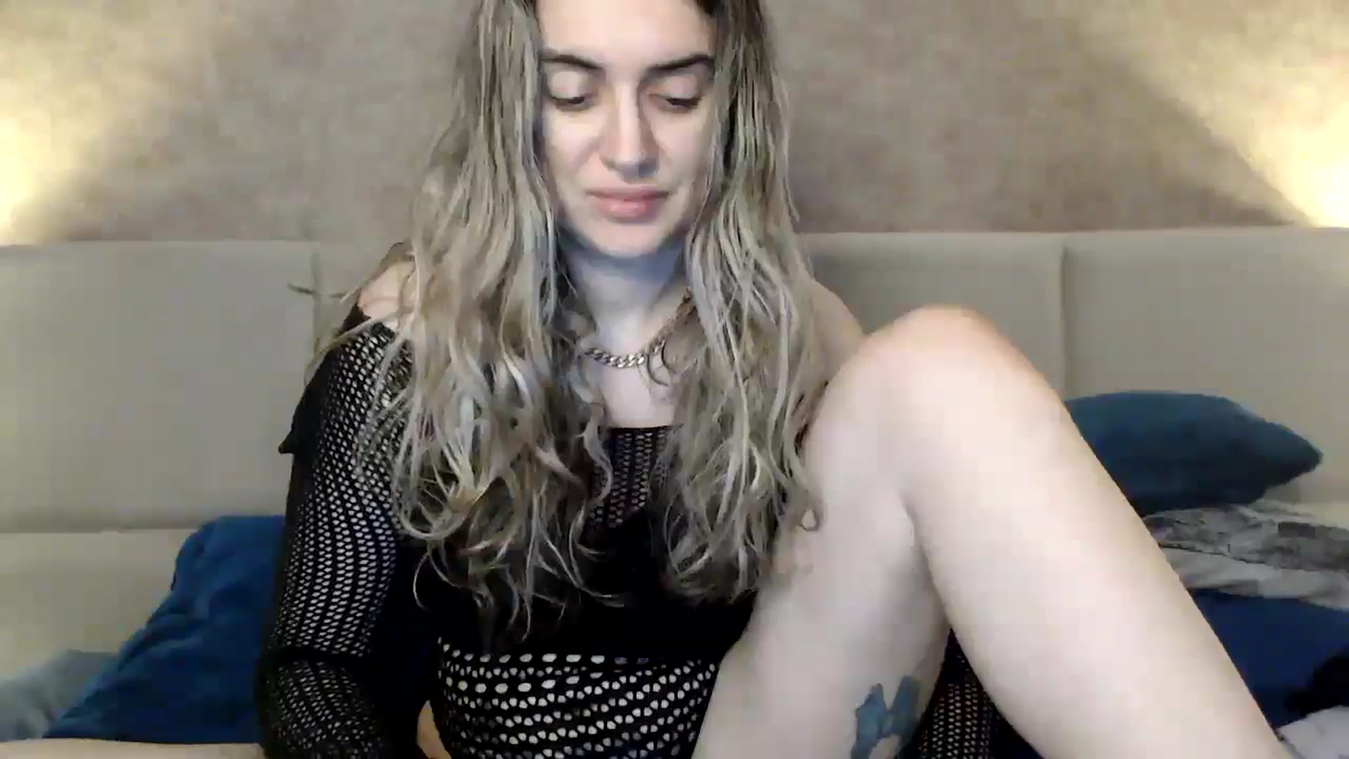 Gallery image thumbnail from MissDivinna's myfreecams stream on, 03/20/2026, 24:12 image 2 of 20