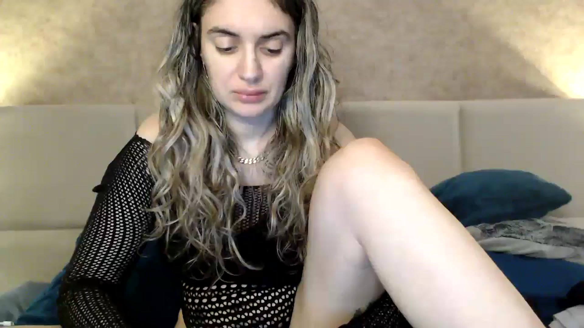 Gallery image thumbnail from MissDivinna's myfreecams stream on, 03/20/2026, 24:12 image 5 of 20