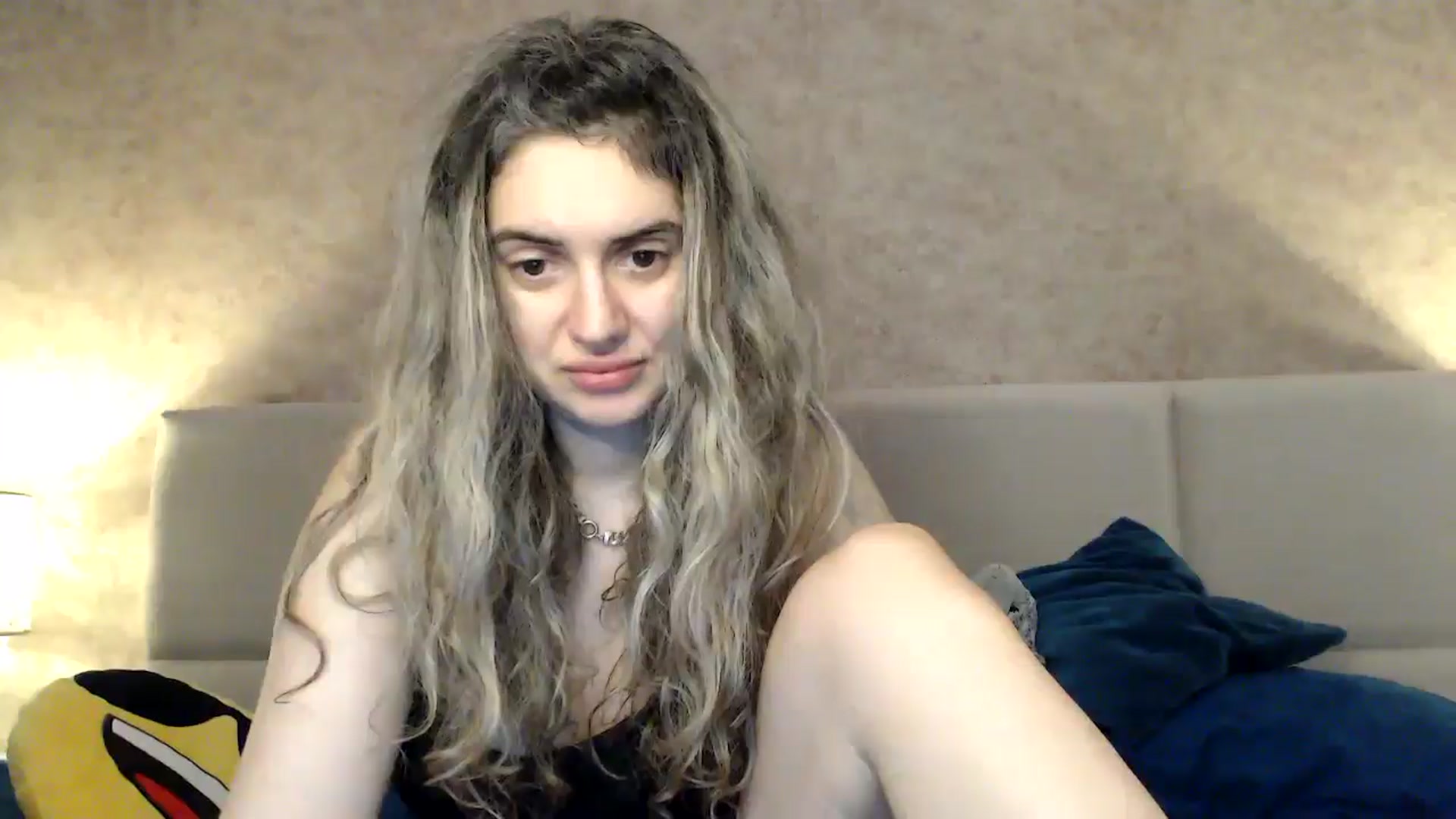 Gallery image thumbnail from MissDivinna's myfreecams stream on, 03/22/2026, 01:41 image 17 of 20
